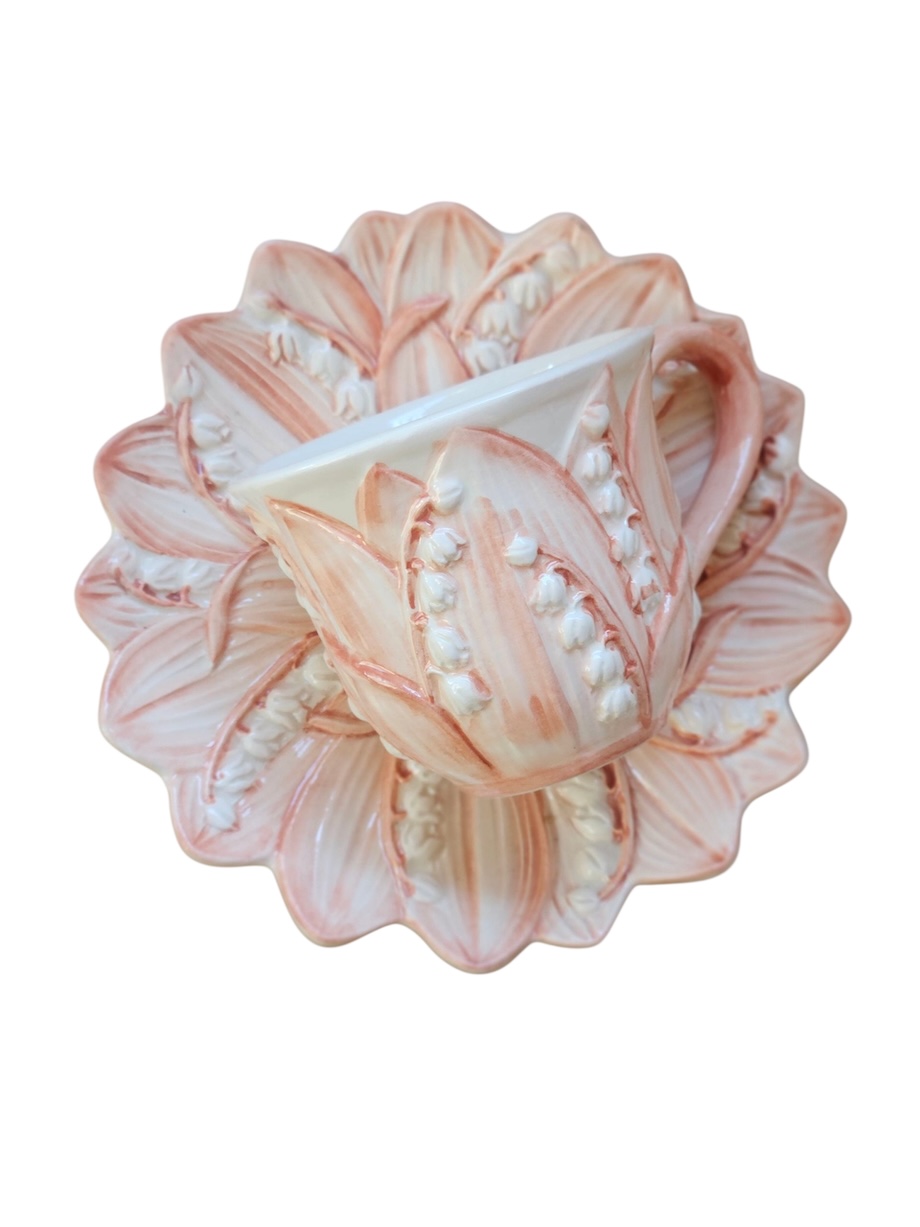 les-ottomans-lily-of-the-valley-kaffeetasse-mit-untertasse-rosa-keramik image 3
