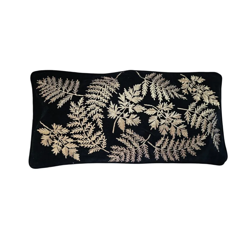 les-ottomans-kissenbezug-sale-ebc108-samt-bestickt image 1