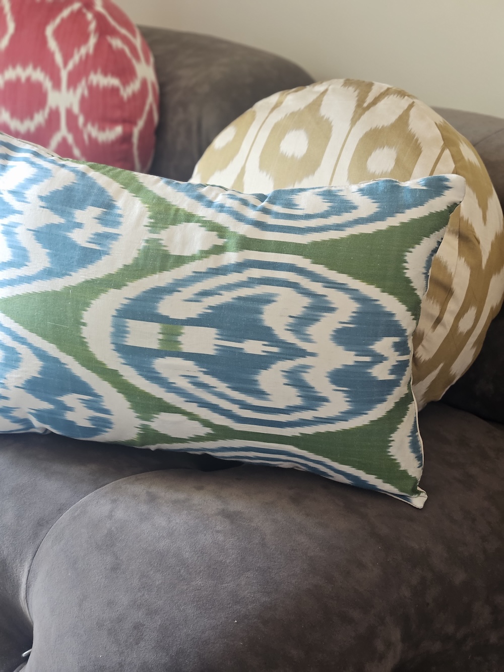 les-ottomans-kissenbezug-seide-ikat-s600 image 2