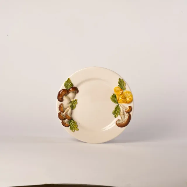 les-ottomans-funghi-dessertteller-mutt06-aus-keramik-handbemalt image 1