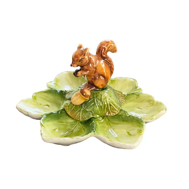 les-ottomans-menagerie-antipasti-tablett-aus-keramik-eichh-rnchen-handbemalt image 1