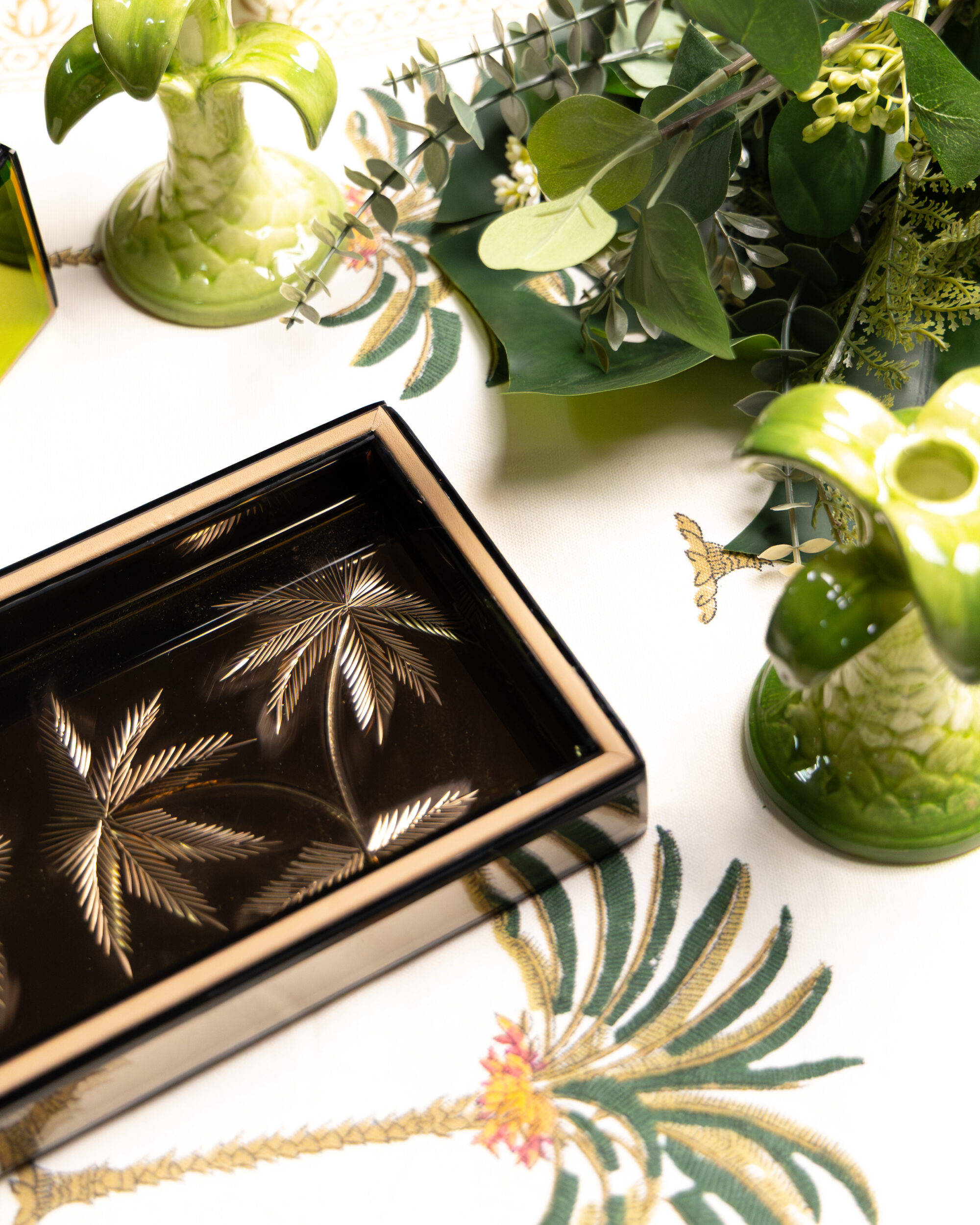 les-ottomans-pti01-glas-tablett-palme-bronze image 3