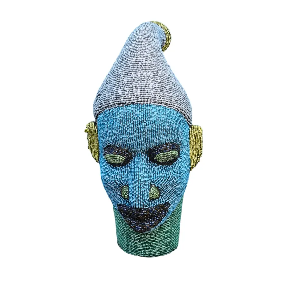 les-ottomans-afrikanischer-perlenkopf-gro-handgefertigte-deko-skulptur image 1