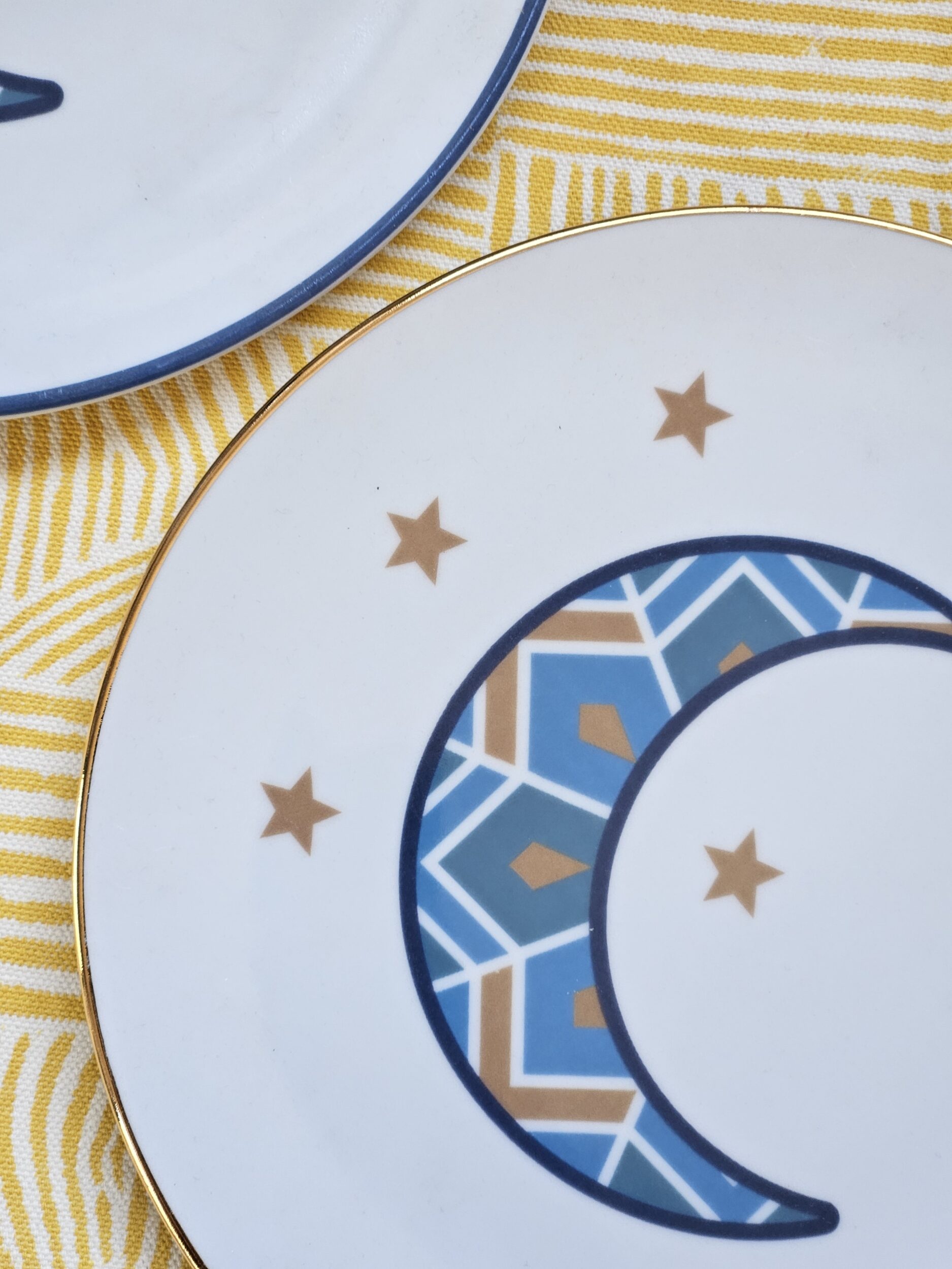 les-ottomans-moon-dessertteller-aus-porzellan-2er-set image 3