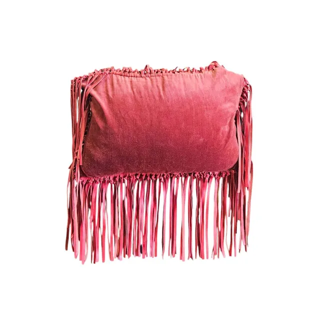 les-ottomans-kissenh-lle-samt-baumwolle-mit-lederfransen-rosa image 1