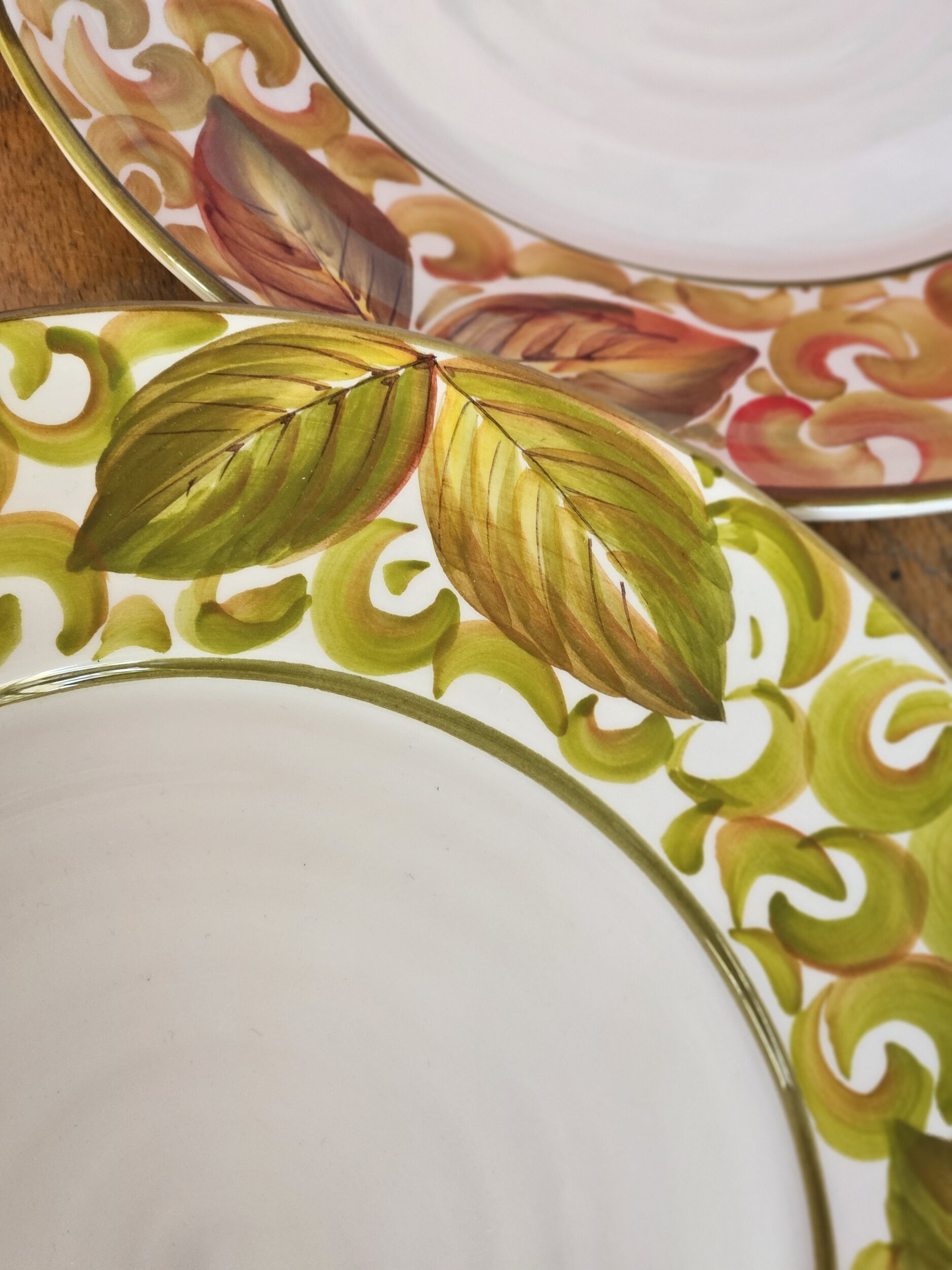 les-ottomans-essteller-aus-handbemalter-keramik-set-2-teilig image 2