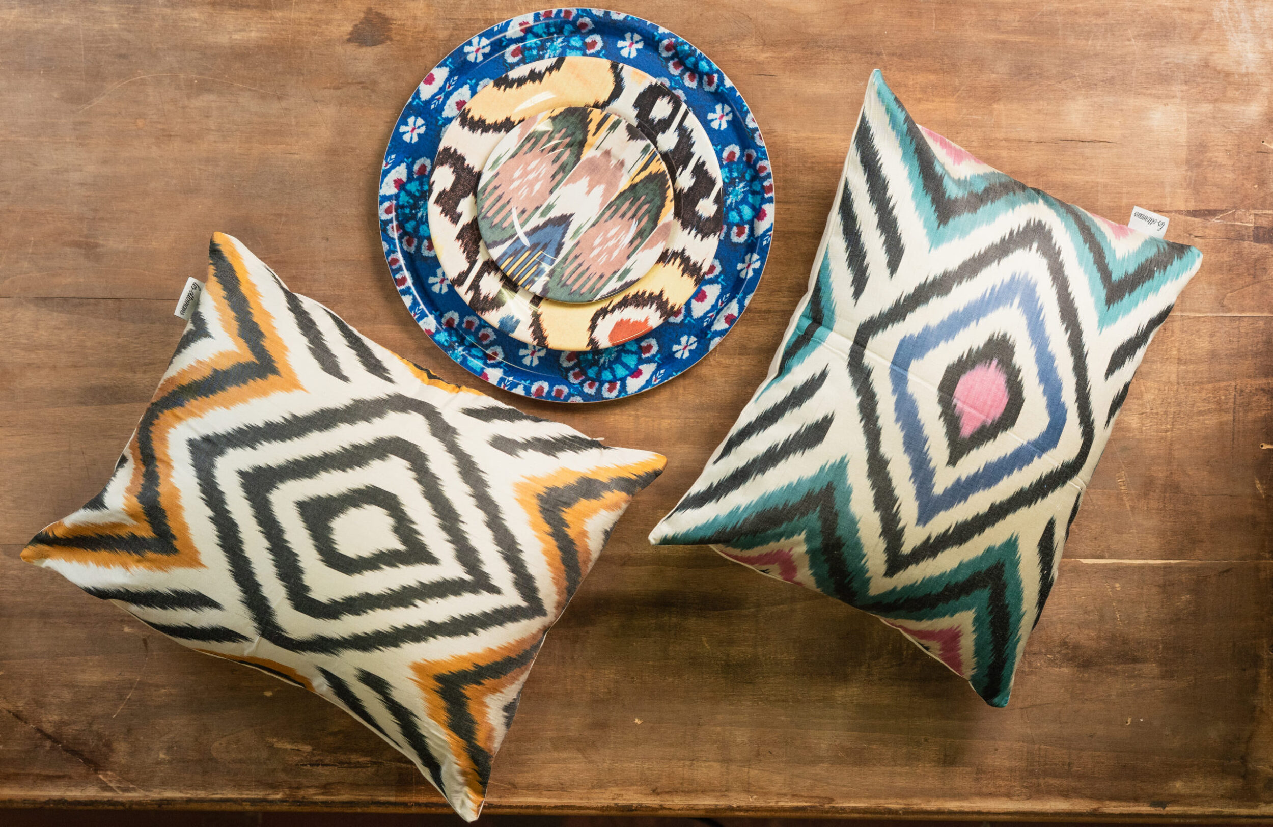 les-ottomans-kissenbezug-s354-seide-ikat image 2