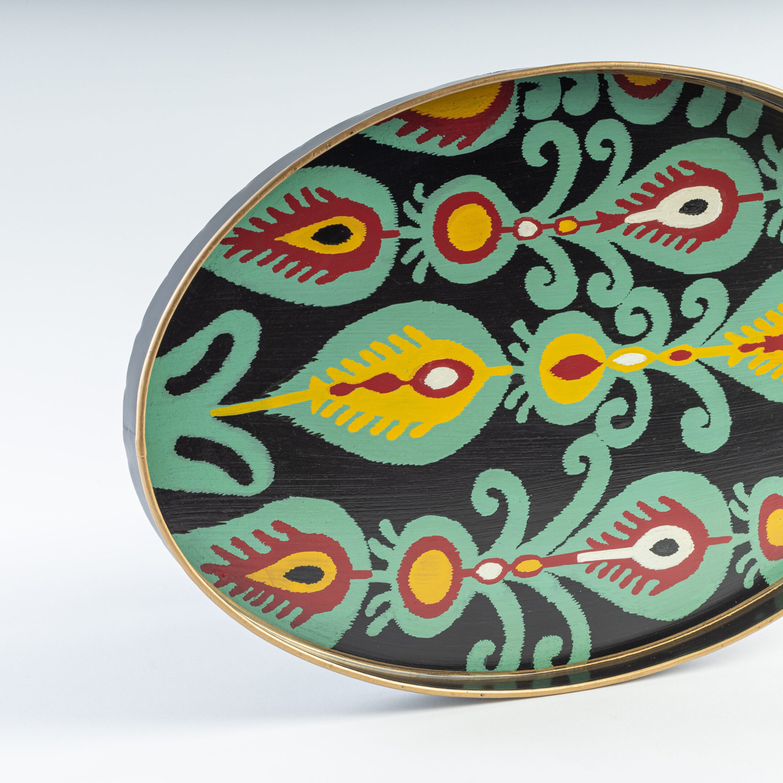 les-ottomans-ikat-it02-tablett-aus-handbemaltem-eisen image 2