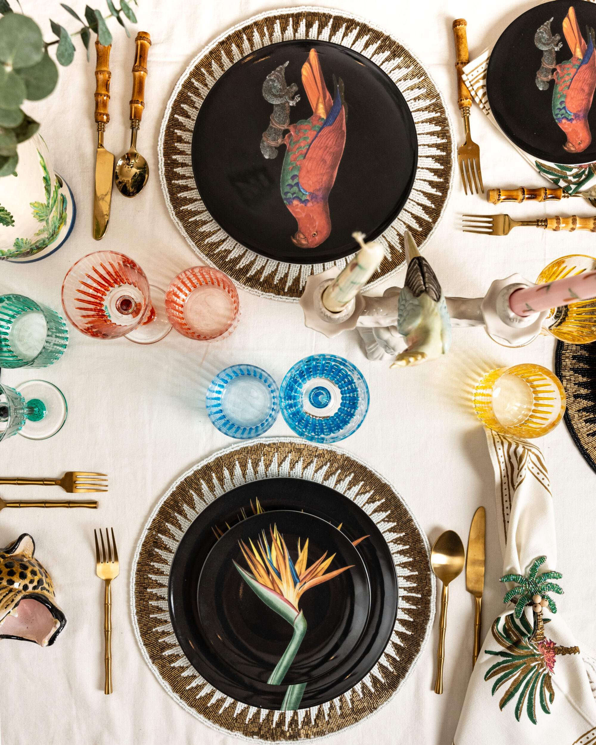 les-ottomans-the-black-collection-dessertteller-porzellan-bird-of-paradise image 3