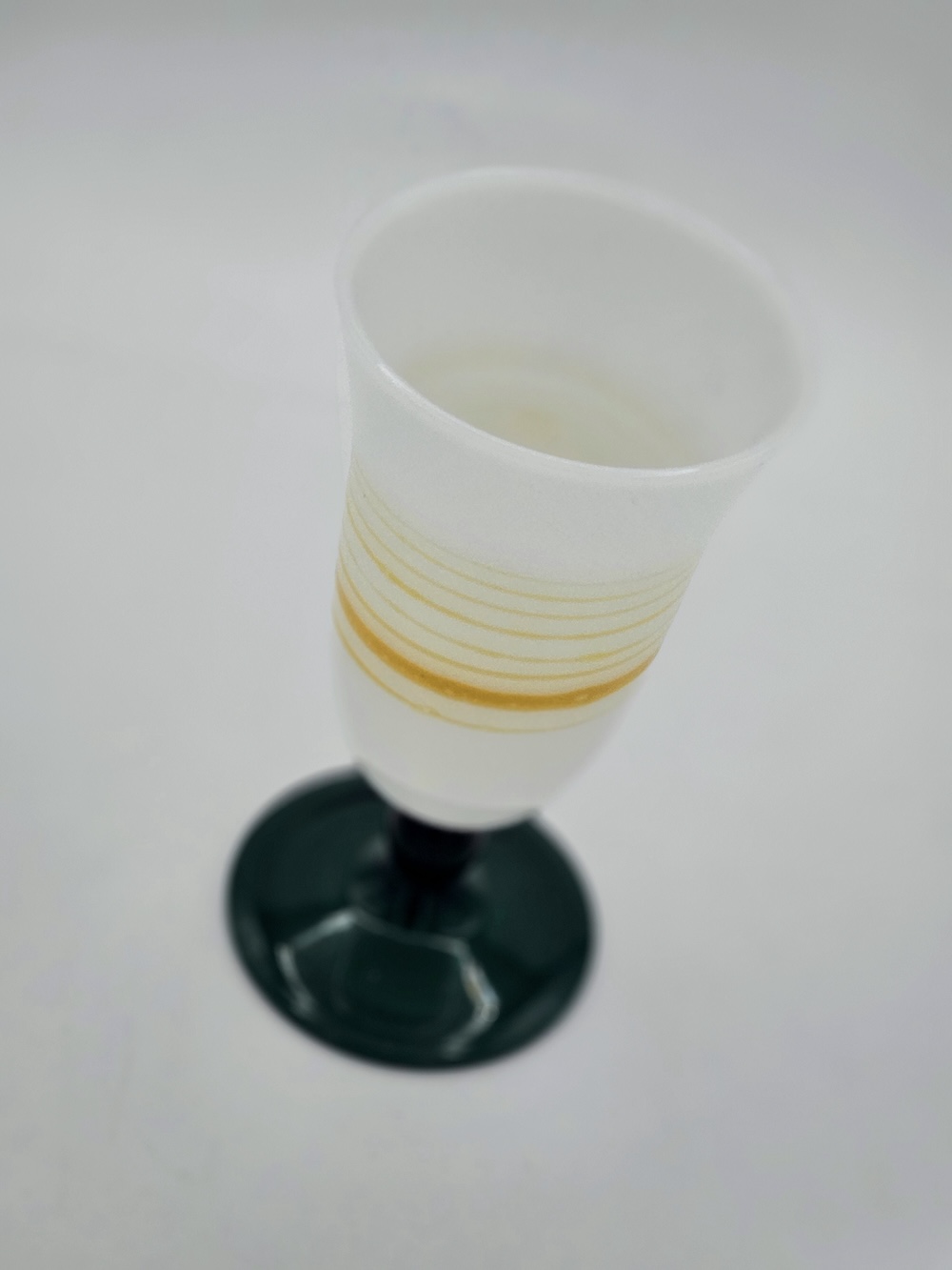 les-ottomans-glas-mit-gelben-streifen-trinkglas-tumbler image 3