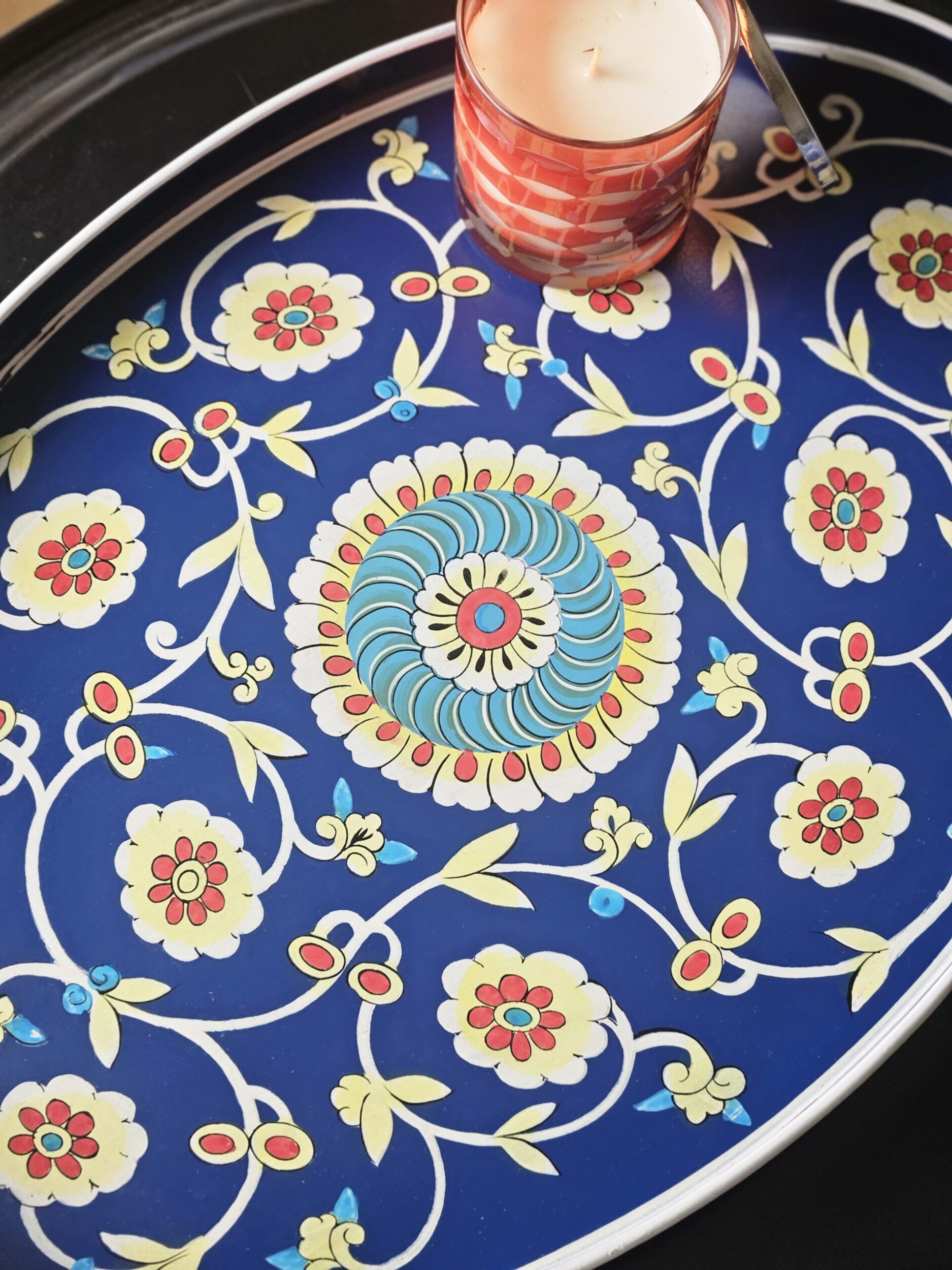 les-ottomans-ikat-it138-tablett-aus-eisen-handbemalt image 2