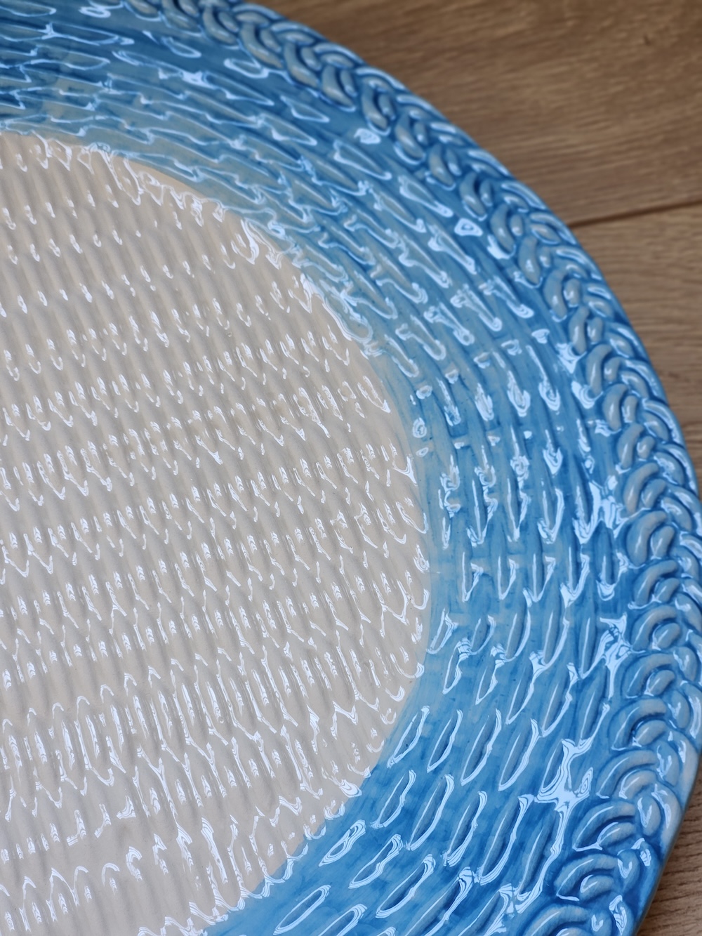 les-ottomans-wicker-blu-teller-aus-handbemalter-keramik image 2