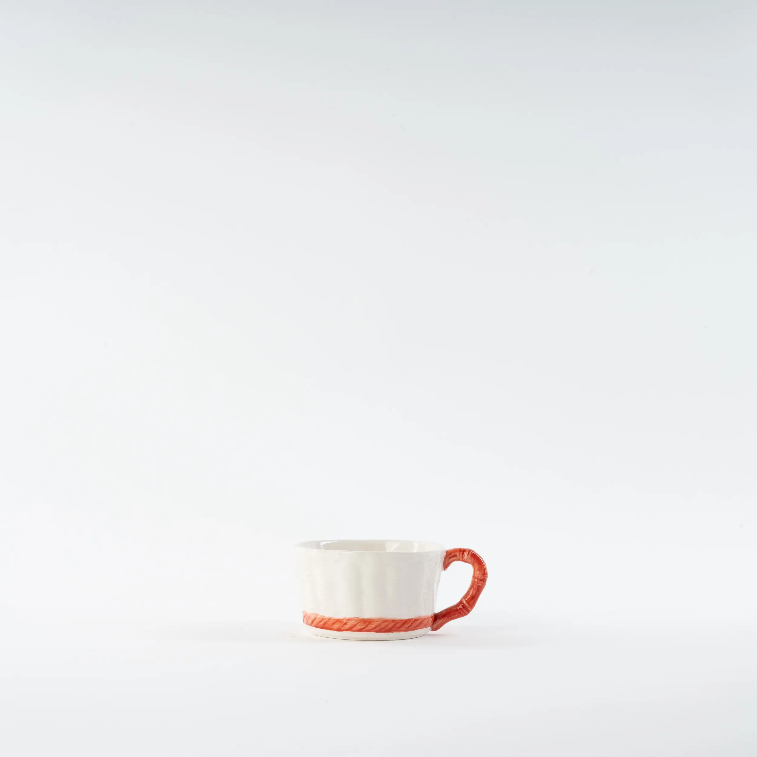 les-ottomans-teetasse-mit-untertasse-keramik-rot-wicker-handbemalt image 1