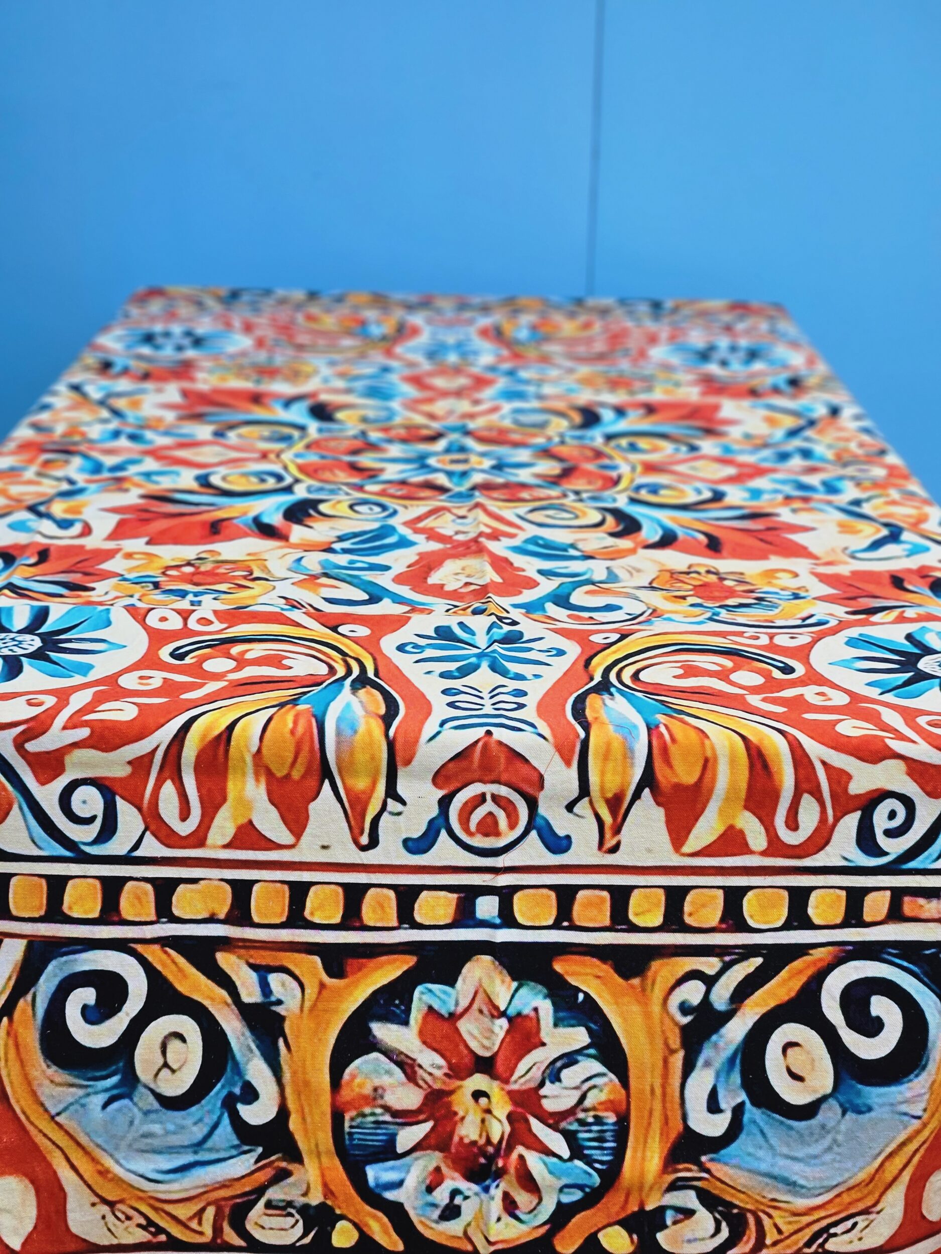 les-ottomans-tischdecke-baumwolle-digital-bedruckt-ikat-floral image 4