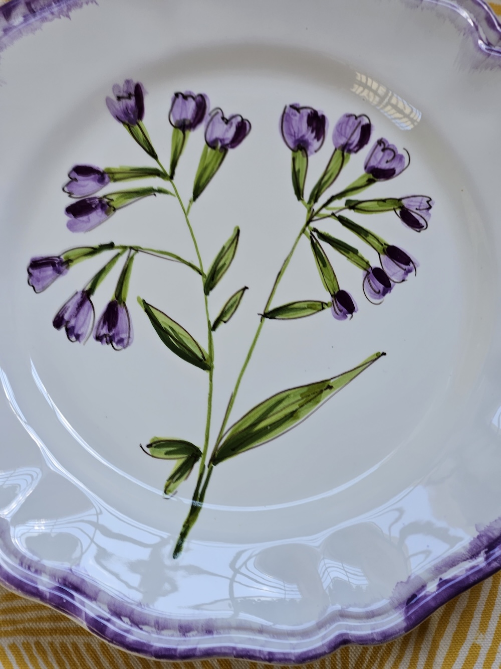 les-ottomans-teller-flach-keramik-handbemalt-fiore-viola image 3