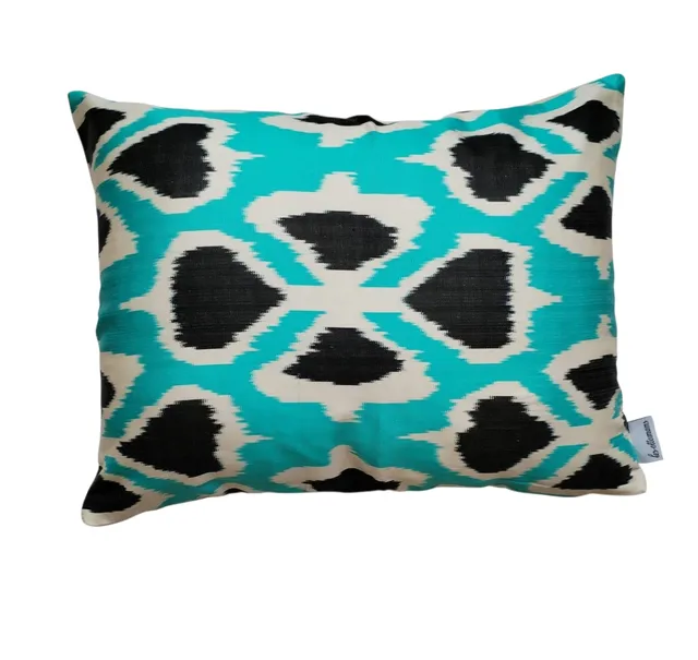 les-ottomans-ikat-kissenbezug-aus-seide-double-face image 1
