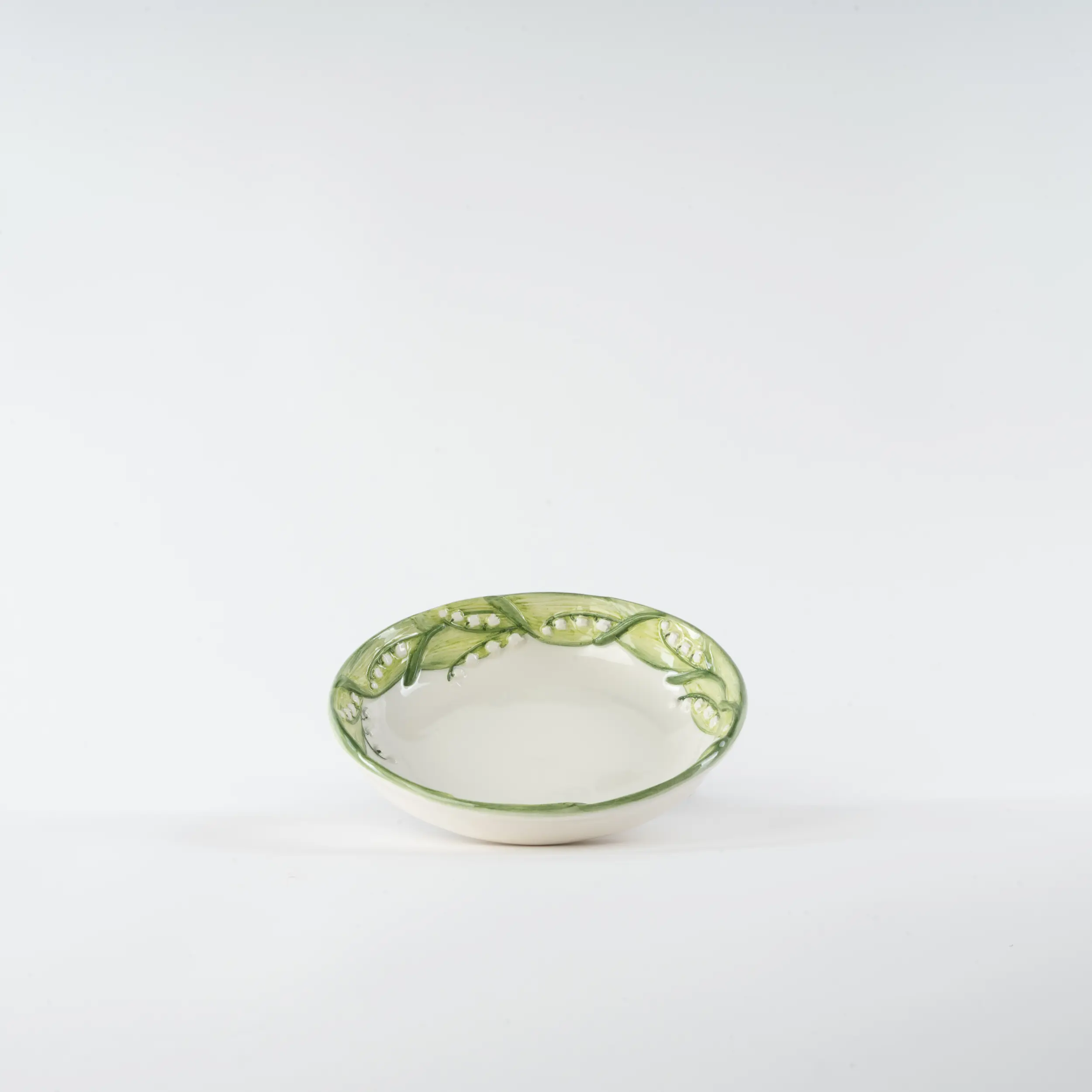 les-ottomans-lily-of-the-valley-pastateller-tief-keramik-handbemalt image 1