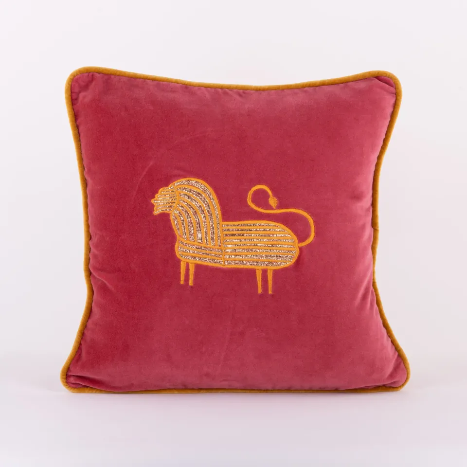 les-ottomans-ebc10-kissenbezug-samt-bestickt image 1