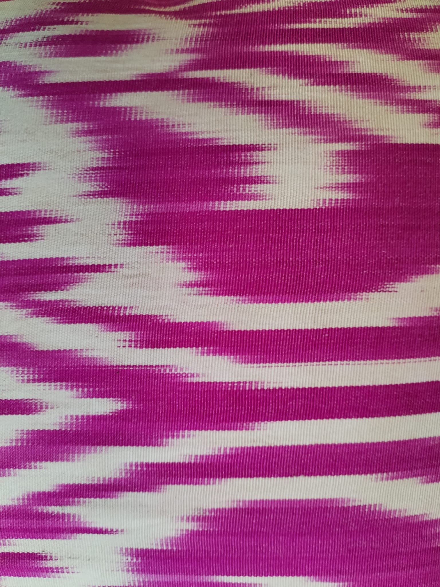 les-ottomans-ikat-kissenbezug-aus-seide-10 image 2