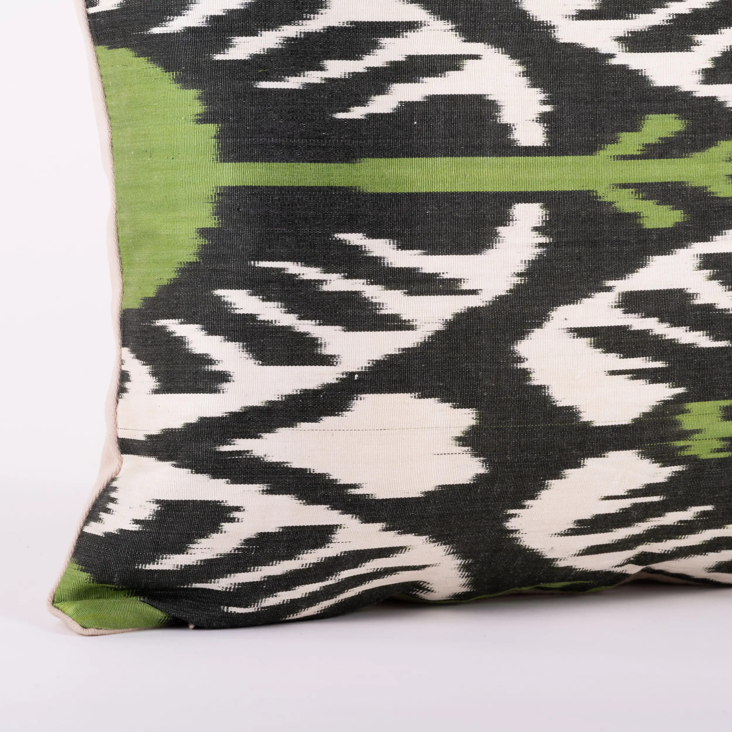 les-ottomans-ikat-seide-kissenbezug-s227 image 2