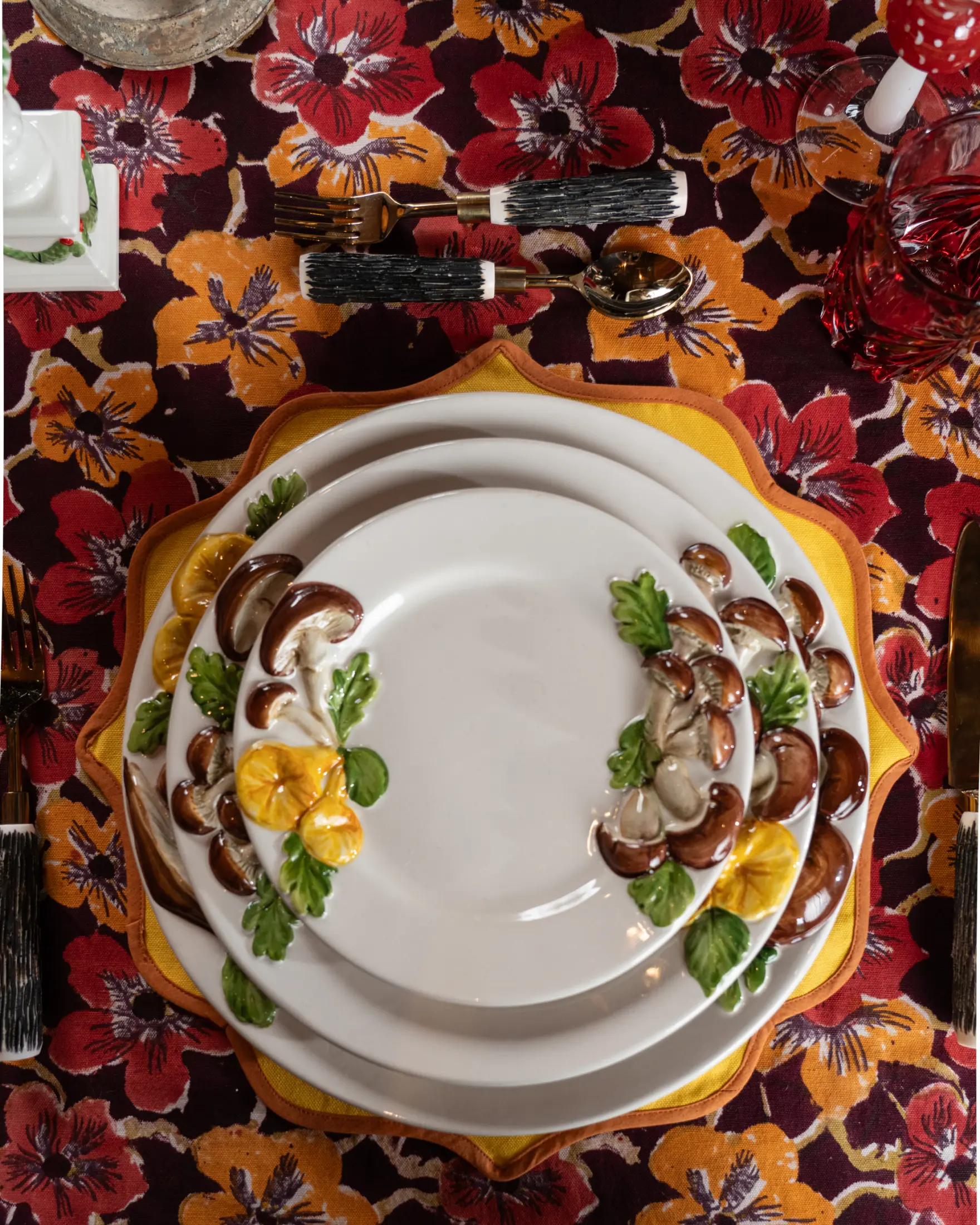 les-ottomans-essteller-keramik-pilze-handbemalt-mutt05 image 2