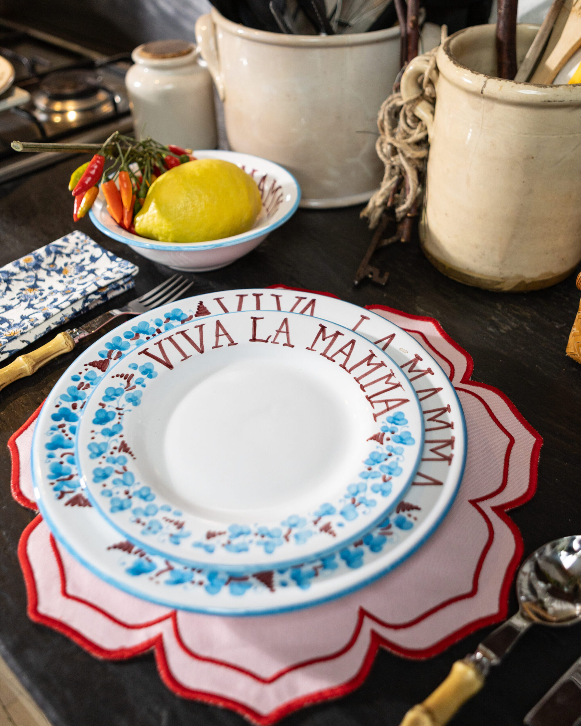 les-ottomans-bella-italia-essteller-keramik-handbemalt image 2