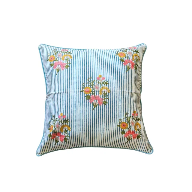 les-ottomans-kissenbezug-aus-baumwolle-handbedruckt-mit-blumenstickerei image 1