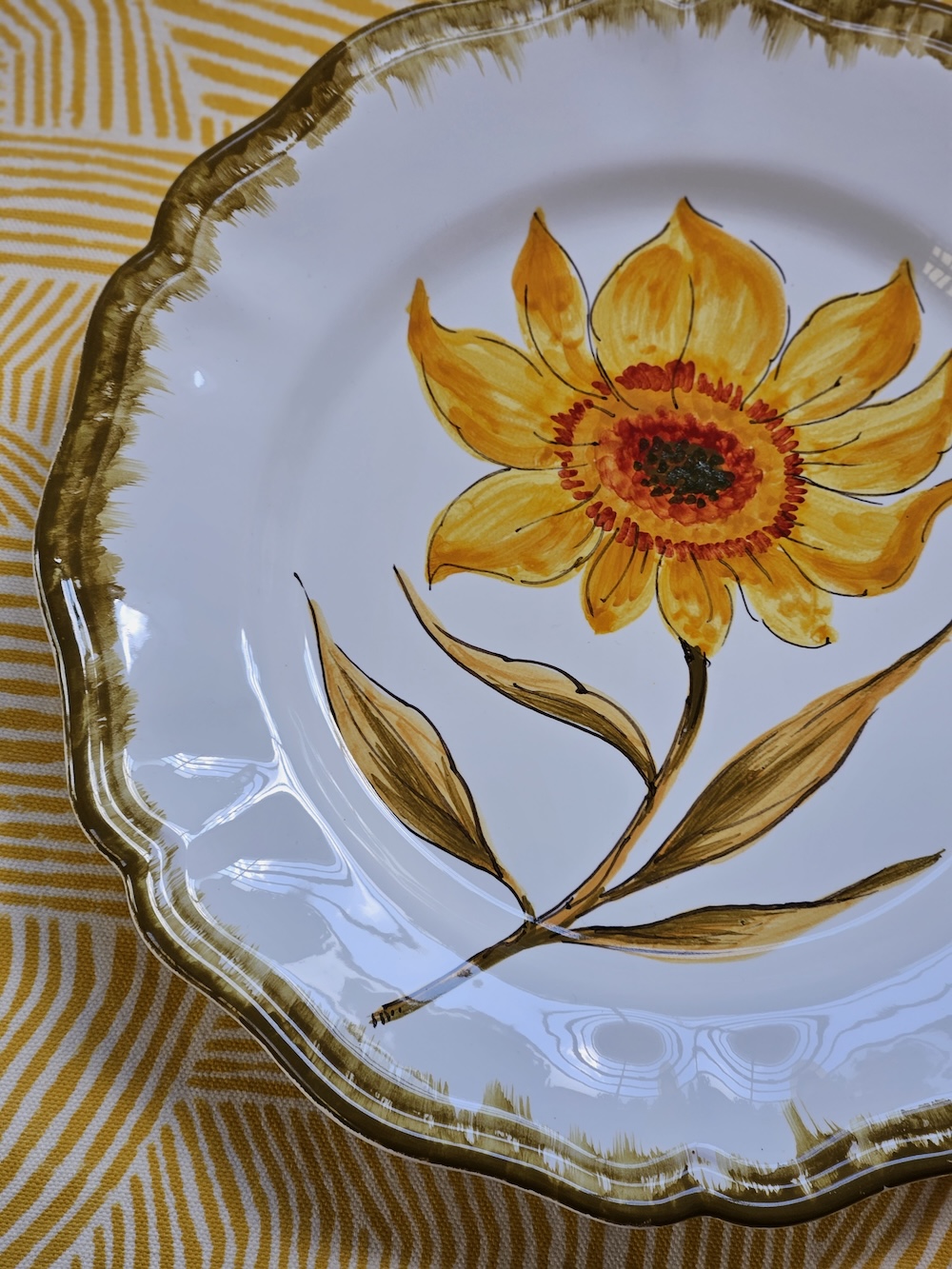 les-ottomans-girasole-teller-flach-keramik-handbemalt-sonnenblume image 2