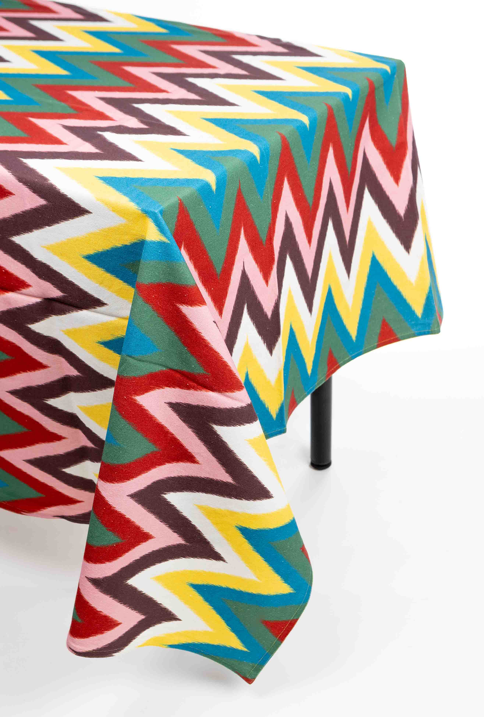 les-ottomans-ikat-ipt42-tischdecke-aus-baumwolle-bedruckt image 1