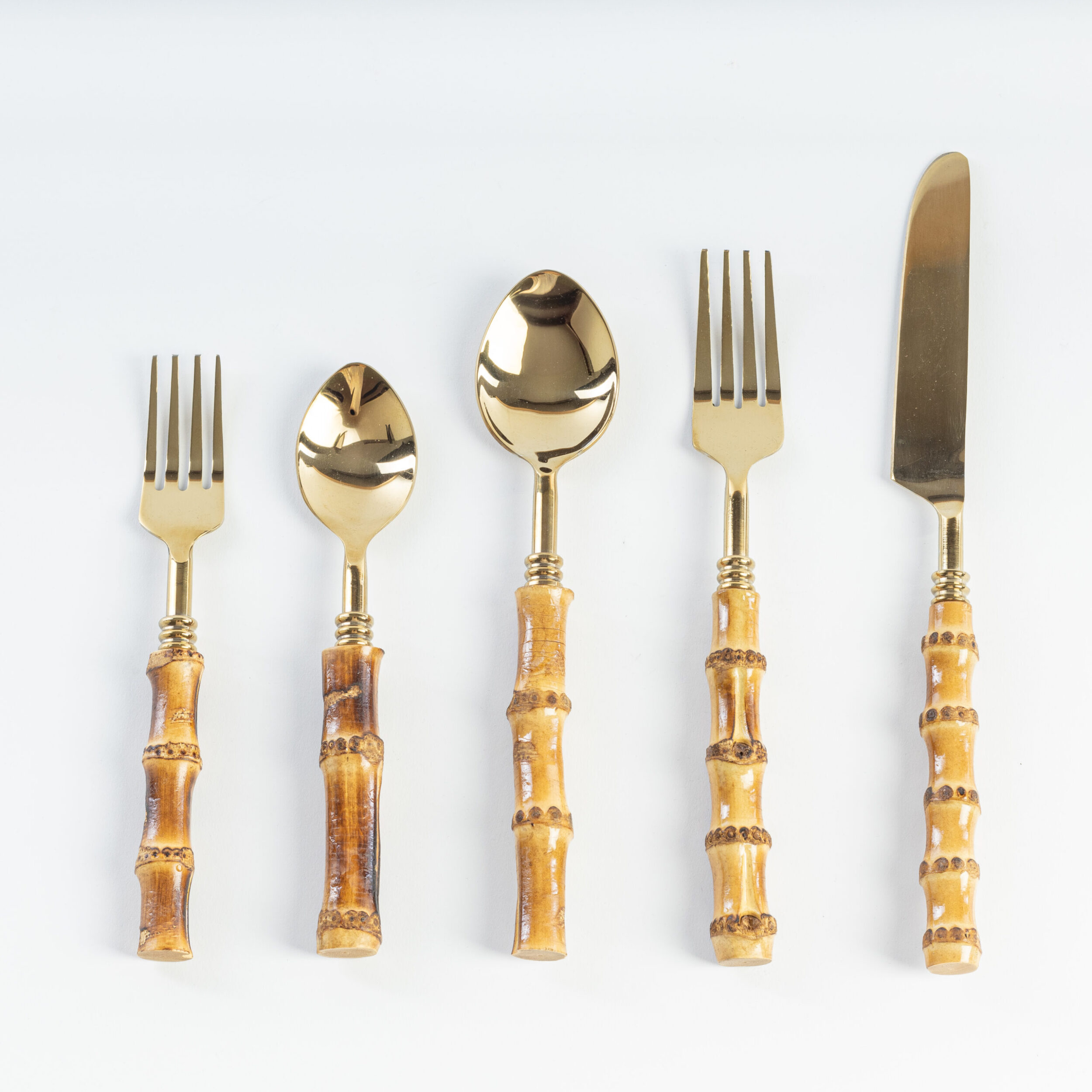 les-ottomans-besteckset-5-teilig-echt-bambusgriffe-edelstahl image 1