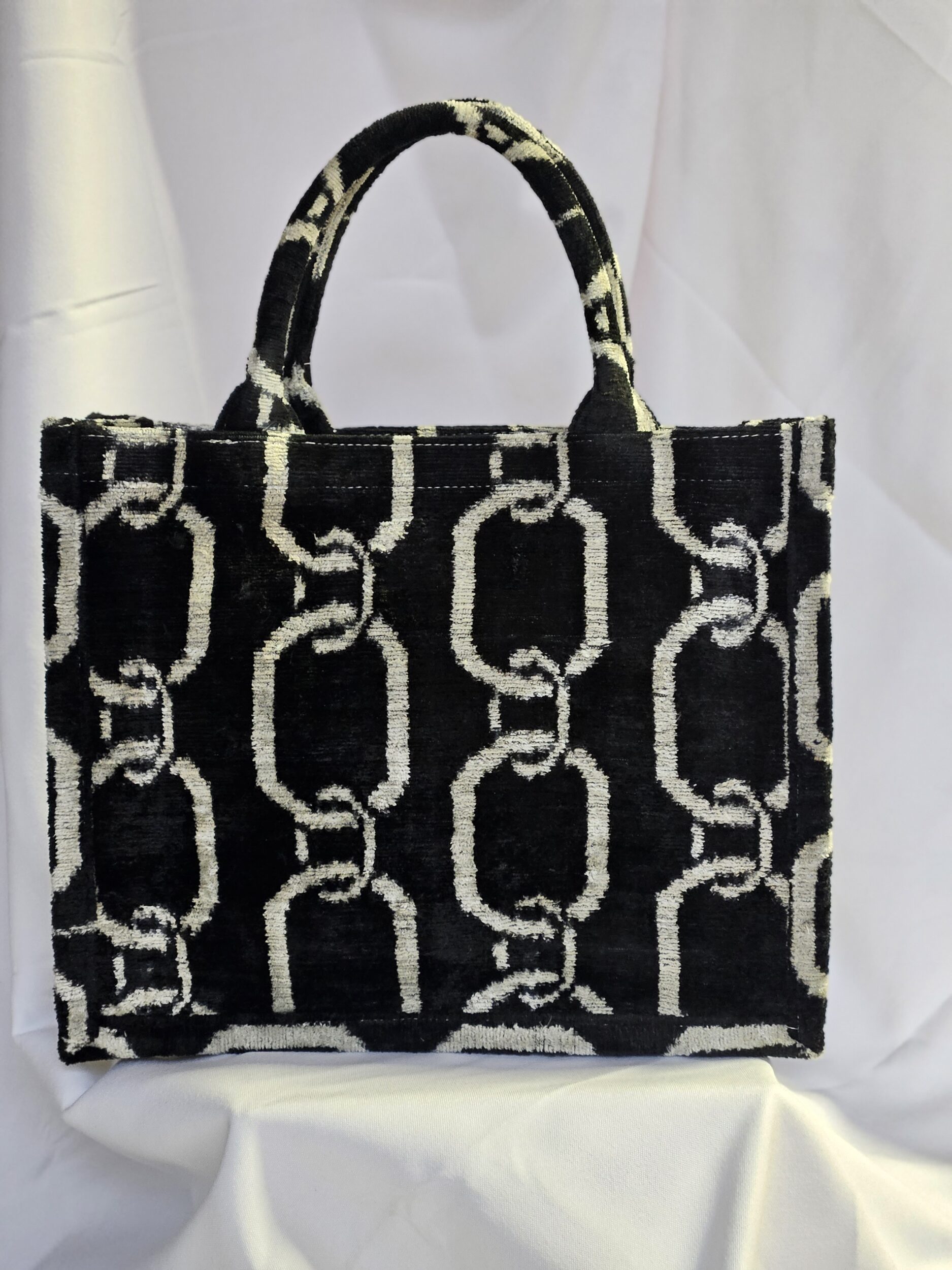 les-ottomans-borsa-tote-07-gro-e-tote-tasche-aus-seidensamt image 1