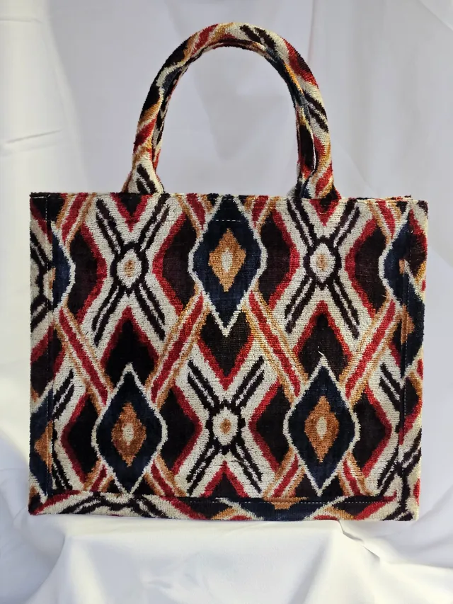 les-ottomans-borsa-tote-grande-03-tote-aus-seidensamt image 1