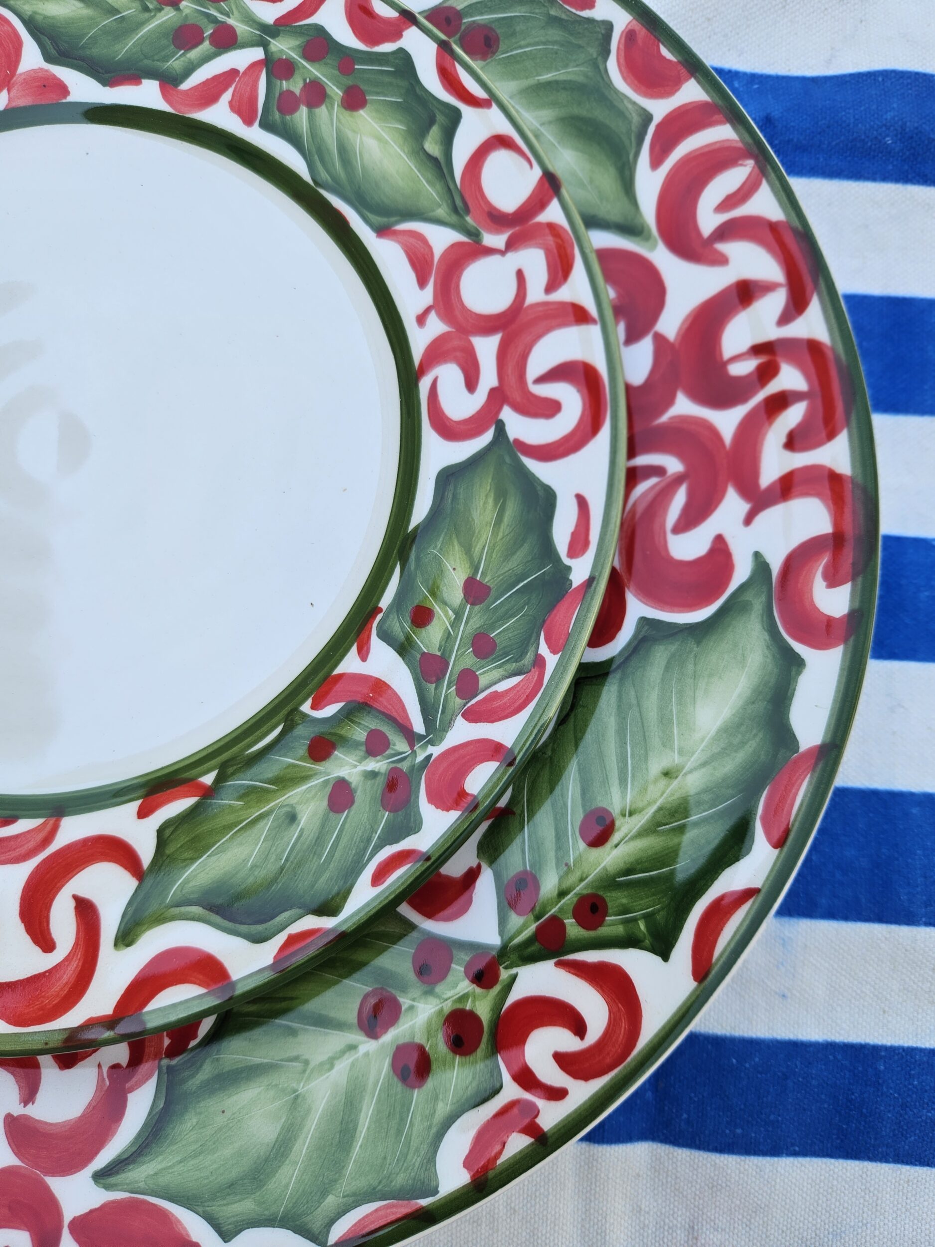les-ottomans-teller-set-natale-aus-keramik-2-teilig-handbemalt image 3