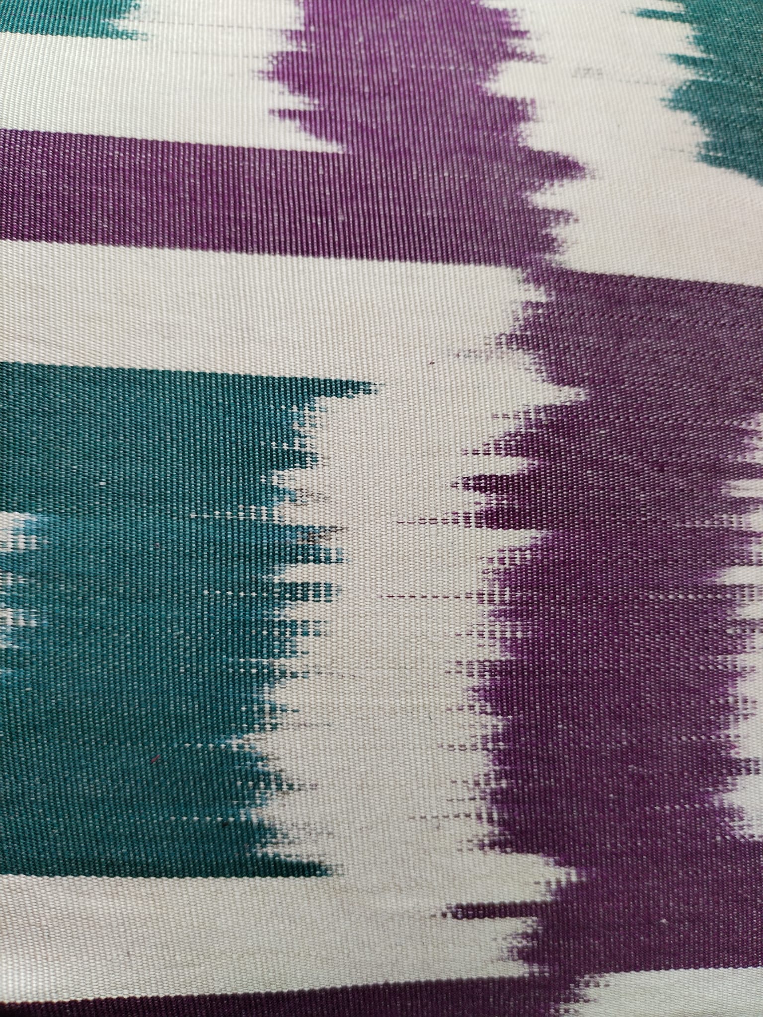 les-ottomans-ikat-seidenkissen-double-face-kissenbezug image 2