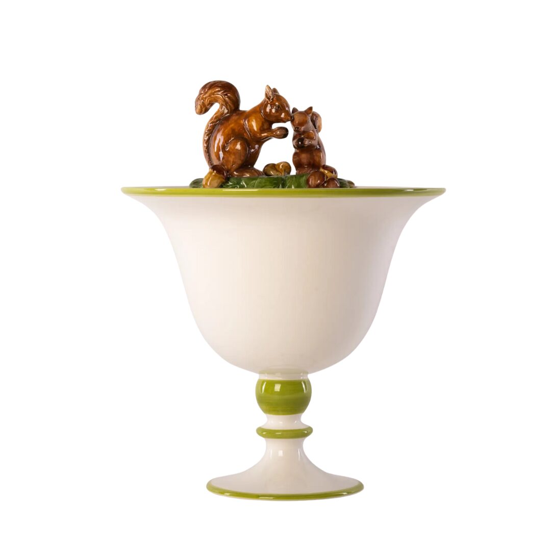 les-ottomans-menagerie-vase-aus-handbemalter-keramik-mit-eichh-rnchen image 1