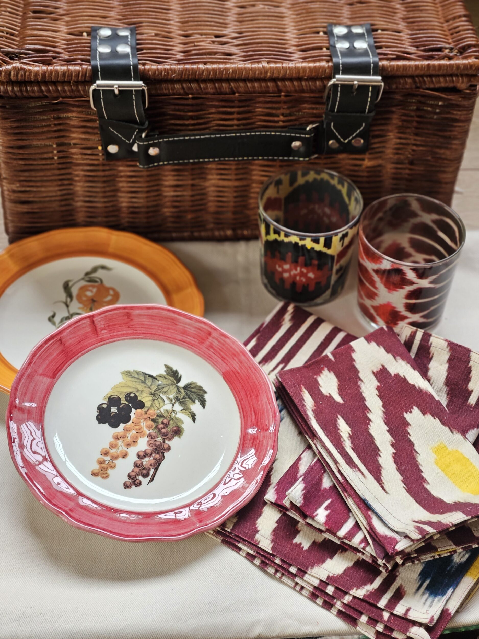 les-ottomans-ikat-picknick-set-botanic-teller-gl-ser-4-teilig image 3