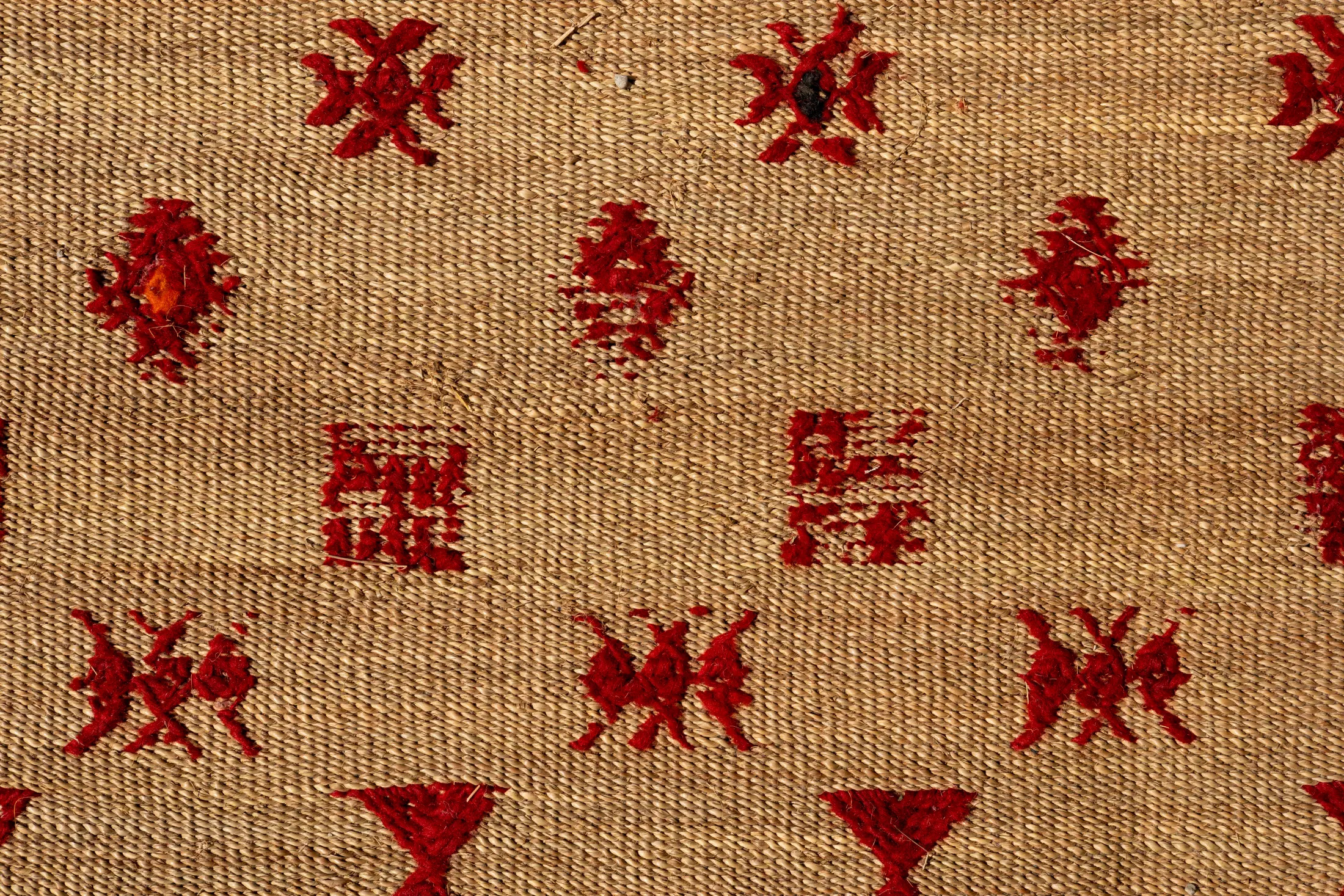 les-ottomans-vintage-mauritanische-matte-stroh-handbestickt image 2