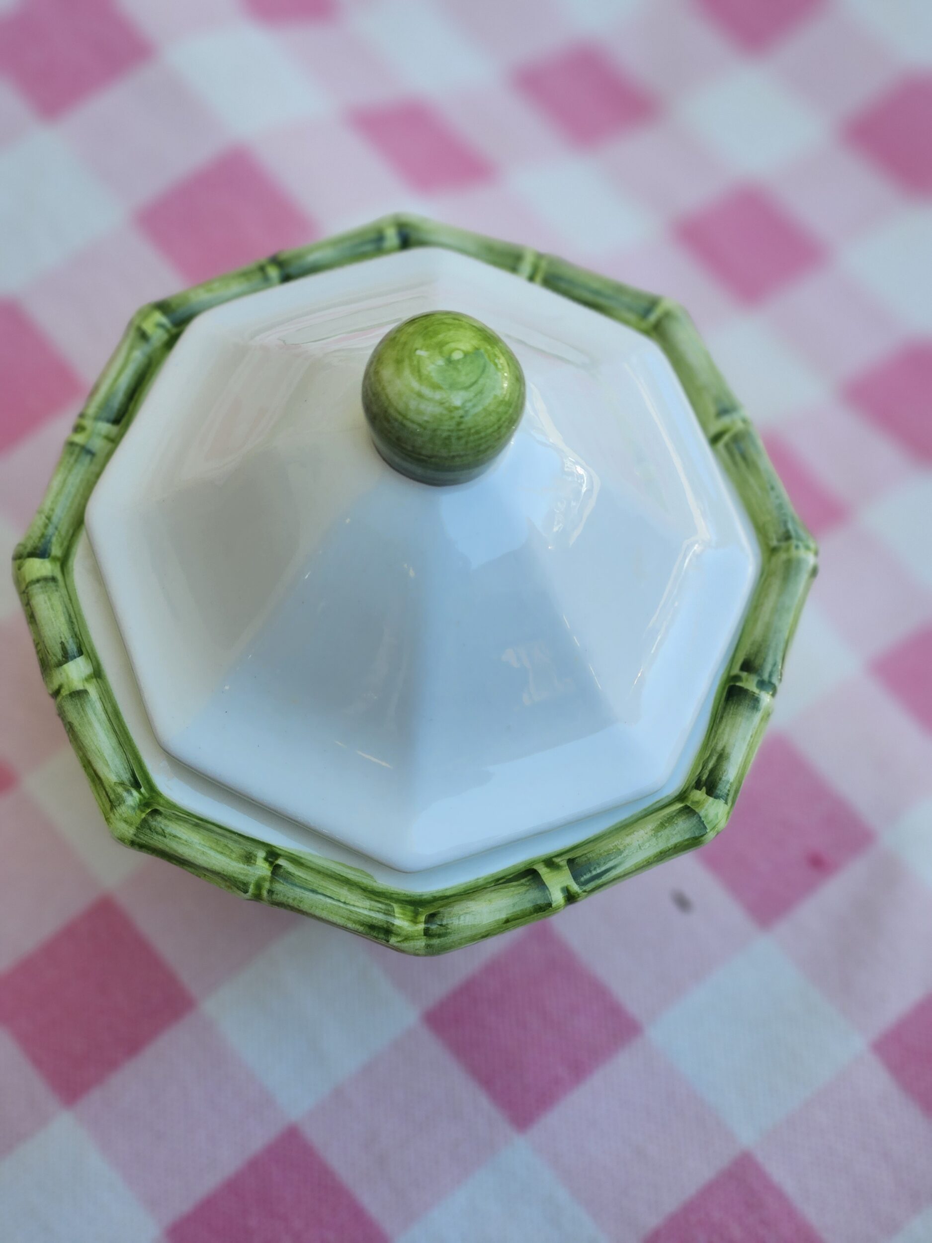 les-ottomans-dose-mit-deckel-aus-handbemalter-keramik image 2