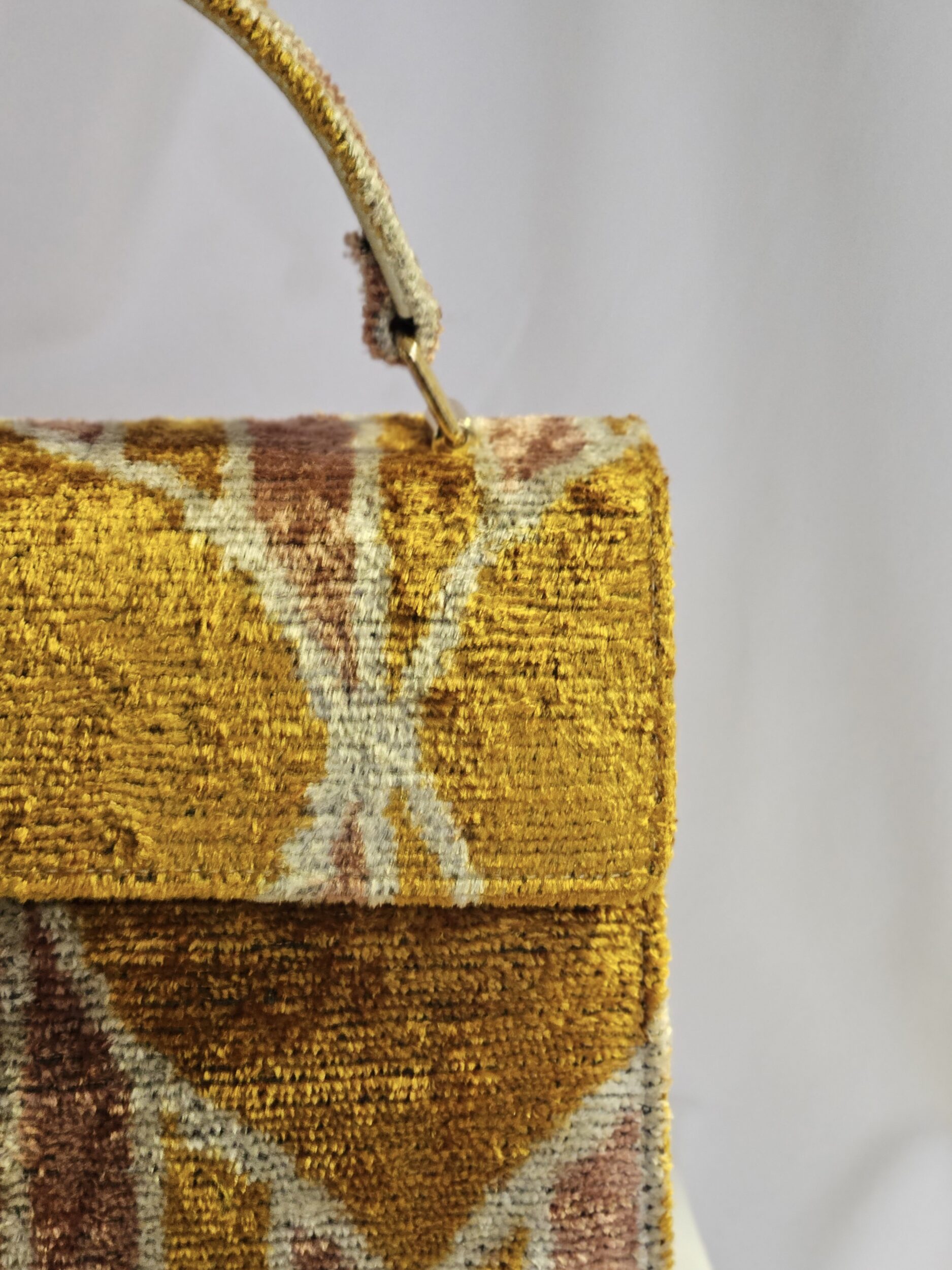 les-ottomans-borsa-tote-piccola-17-tote-tasche-aus-seidensamt-mit-ikat-muster image 2