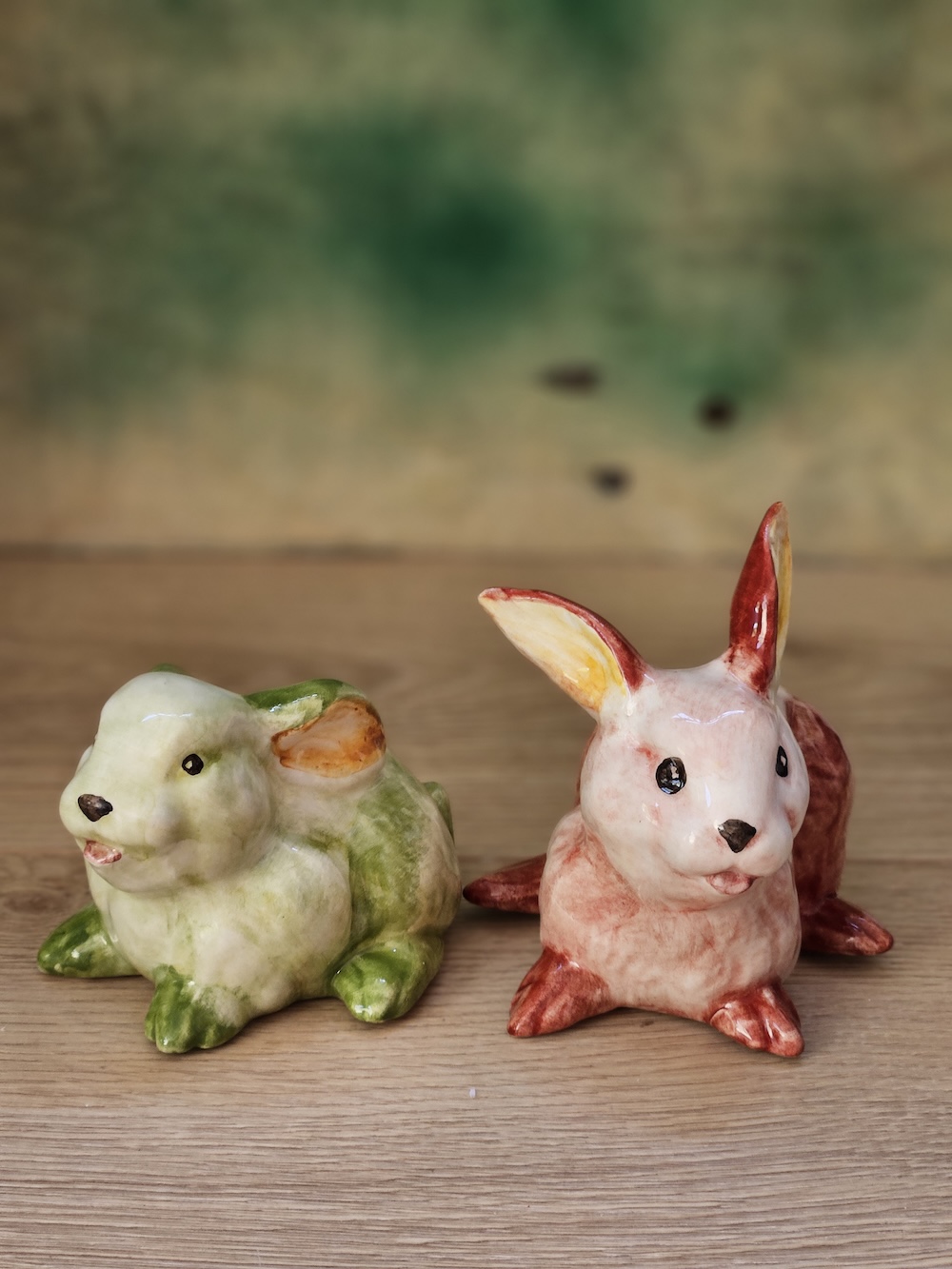 les-ottomans-platzkartenhalter-hase-keramik-handbemalt-2er-set image 2