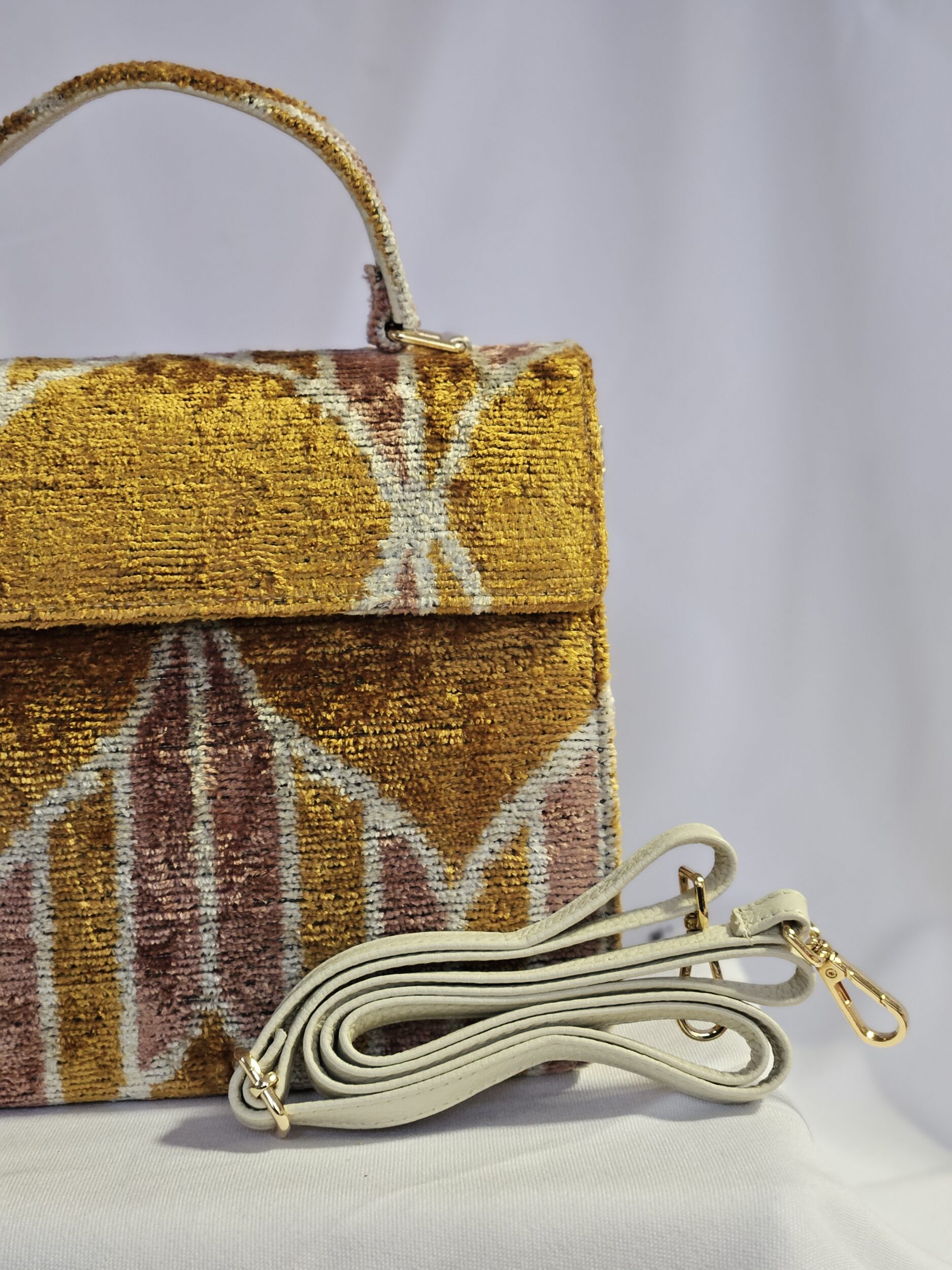 les-ottomans-borsa-tote-piccola-17-tote-tasche-aus-seidensamt-mit-ikat-muster image 3