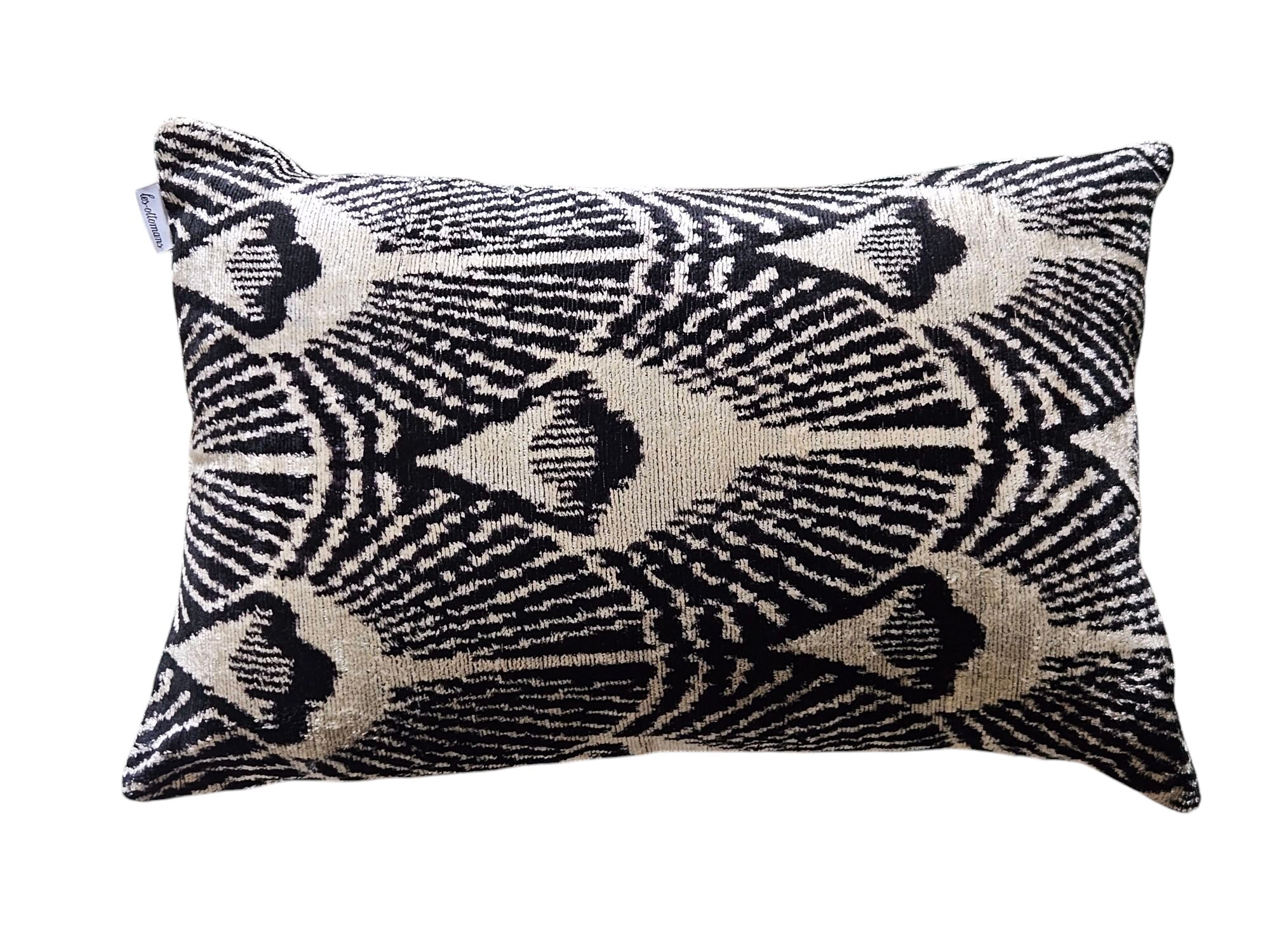 les-ottomans-kissenbezug-seidensamt-ikat-doppelseitig-2 image 1