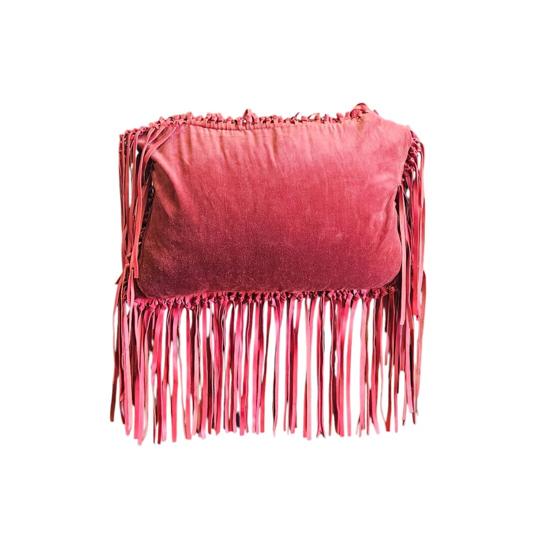 les-ottomans-kissenh-lle-samt-baumwolle-mit-lederfransen-rosa image 1