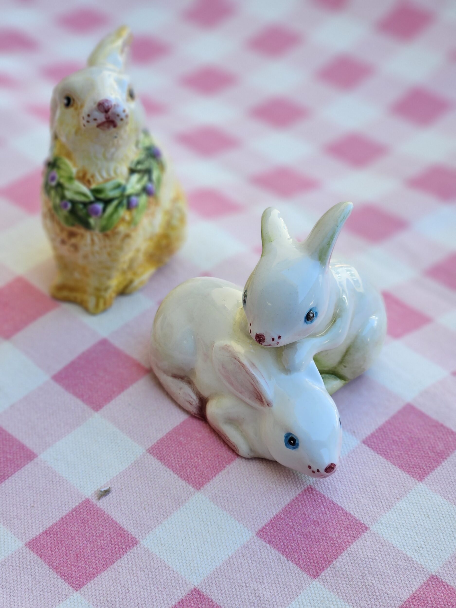 les-ottomans-keramik-hase-2er-set-handbemalt image 3