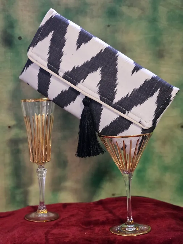 les-ottomans-pochette-ikat-28-clutch image 1