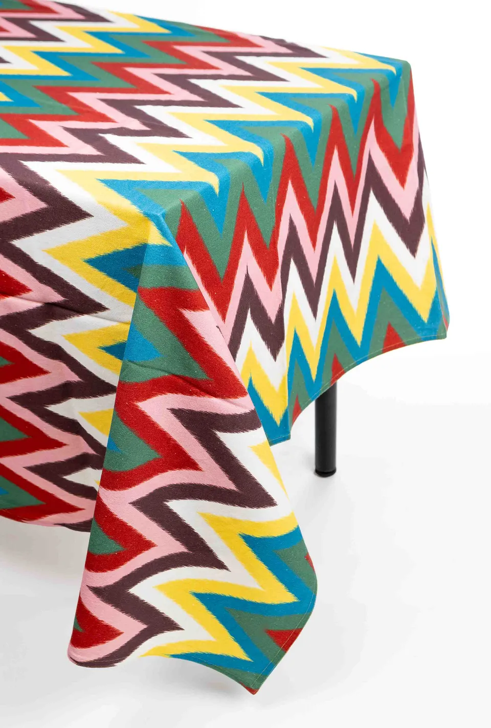 les-ottomans-ikat-ipt42-tischdecke-aus-baumwolle-bedruckt image 1
