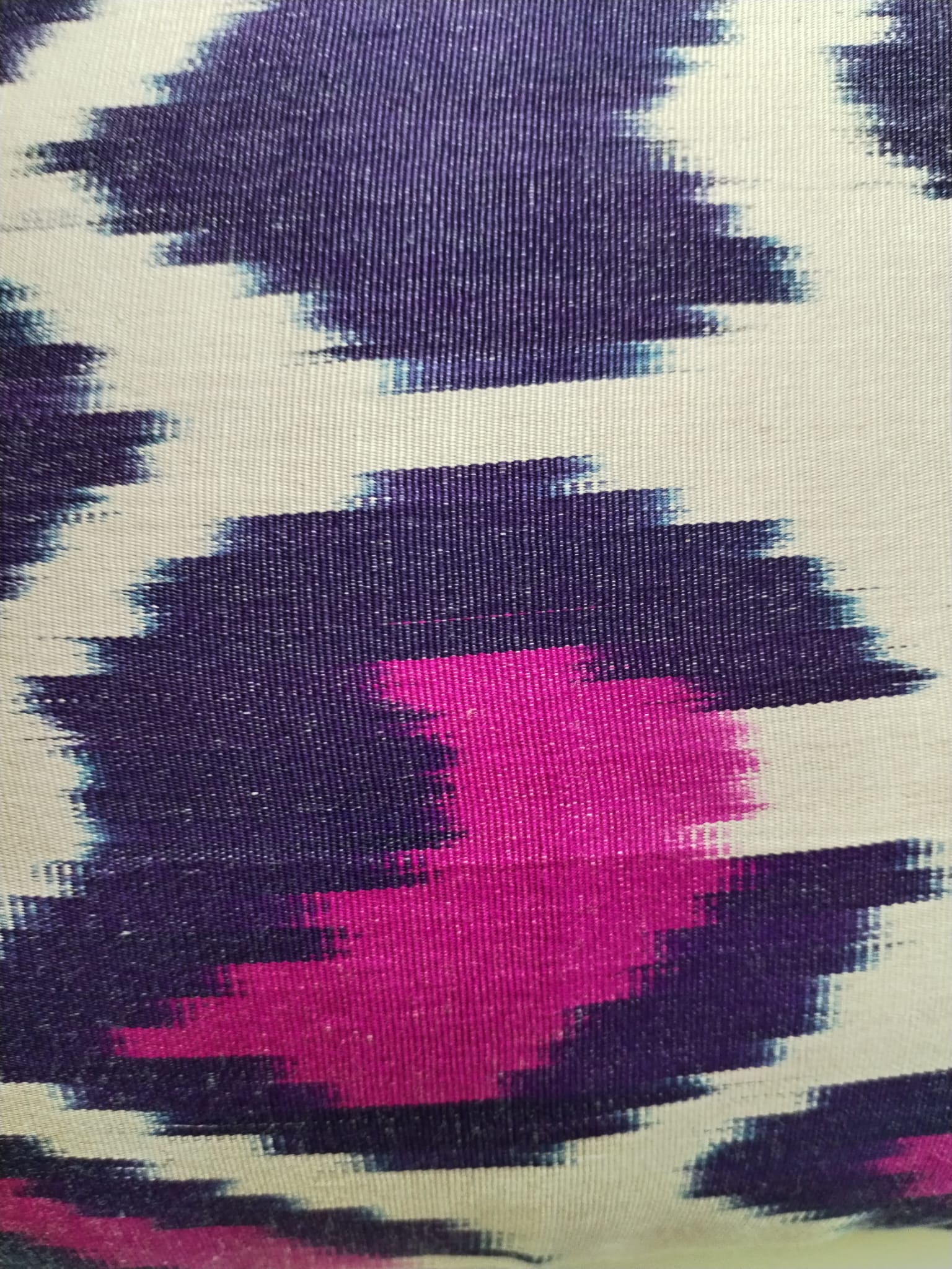 les-ottomans-kissenbezug-seide-ikat-classic image 2