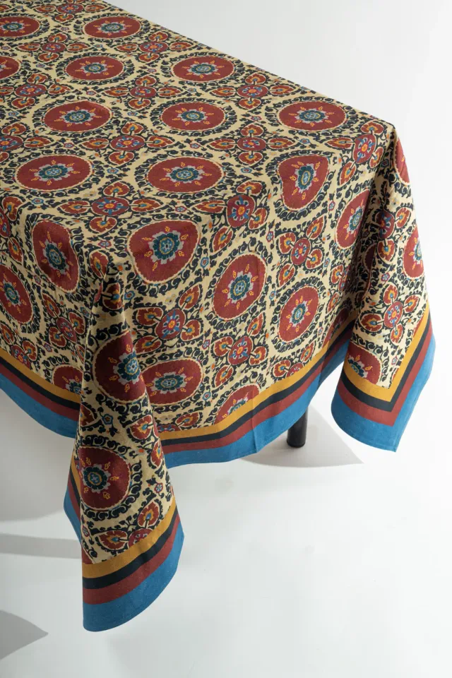 les-ottomans-spt09-tischdecke-aus-bedruckter-baumwolle image 1
