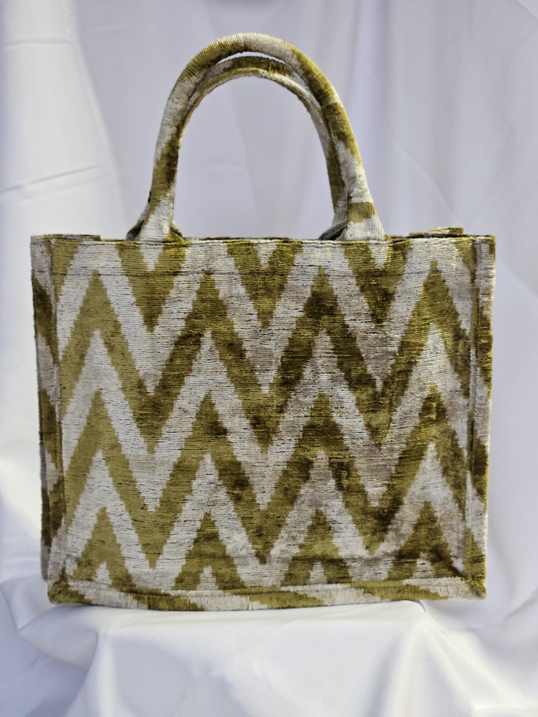 les-ottomans-borsa-tote-grande-10-tote-aus-seidensamt-mit-ikat-muster image 1