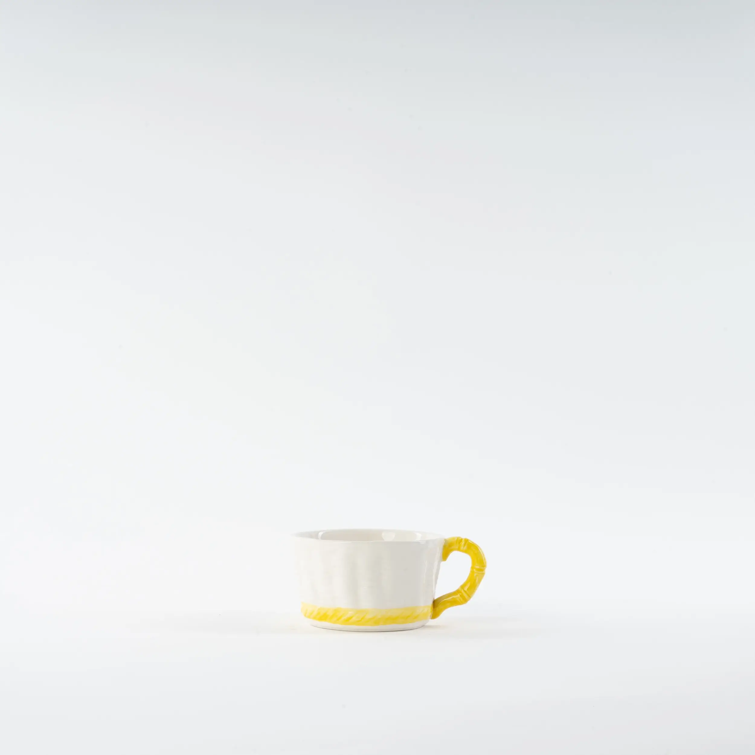 les-ottomans-teetasse-mit-untertasse-gelb-handbemalte-rattan-keramik image 1